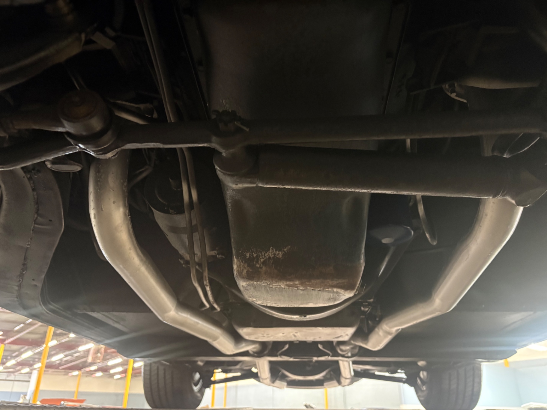 Vehicle photo 38
