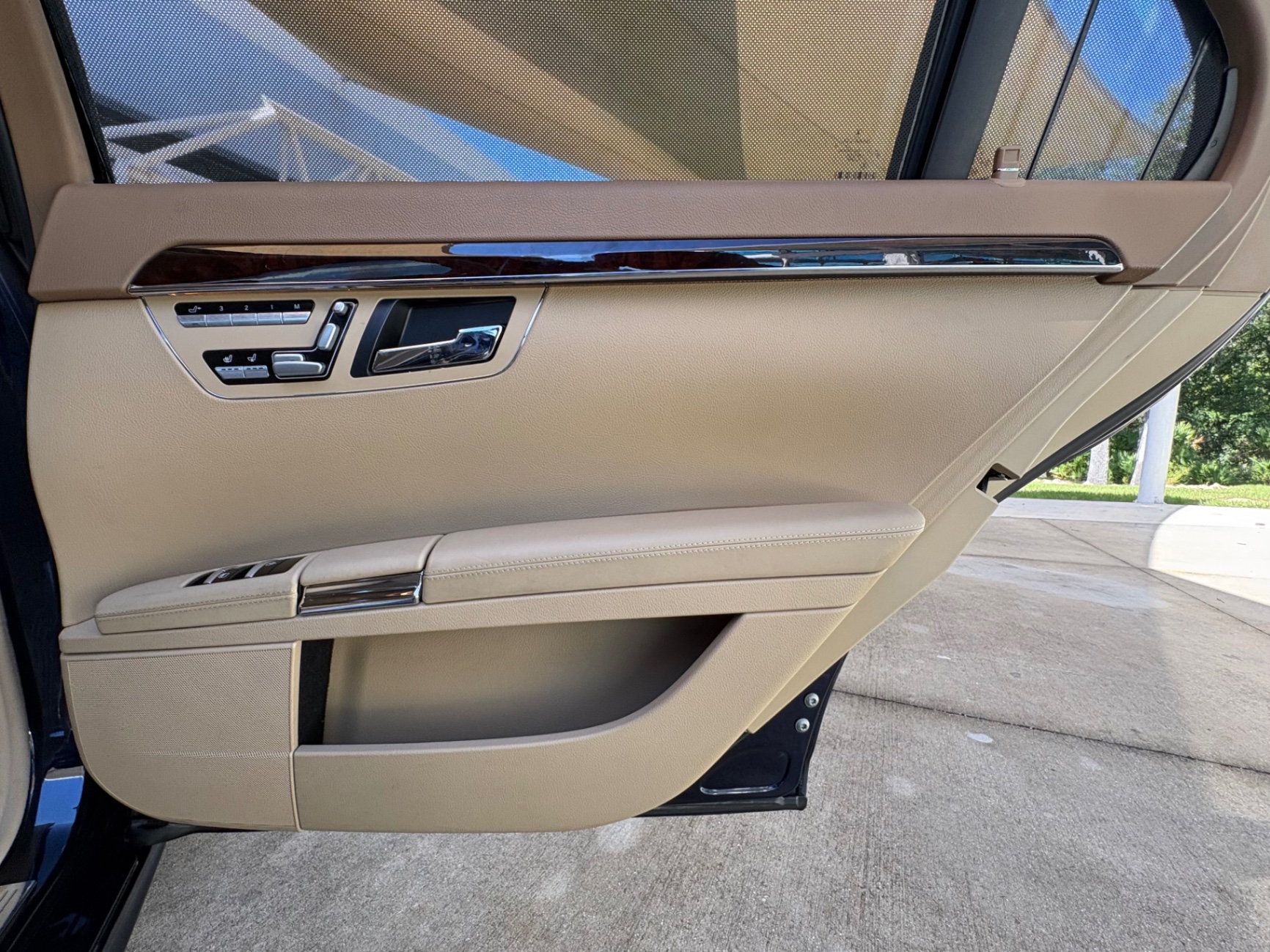 Vehicle photo 39