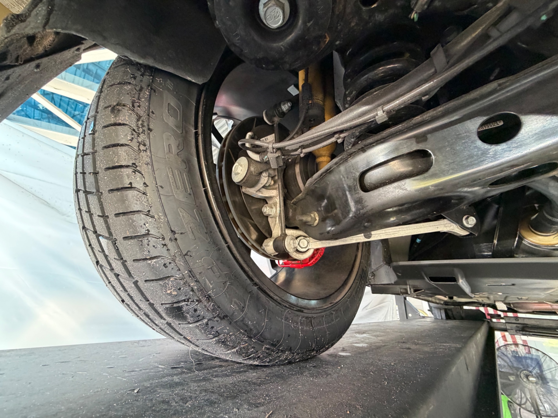 Vehicle photo 44