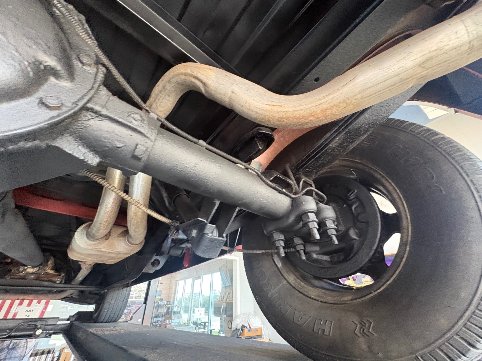 Vehicle photo 41