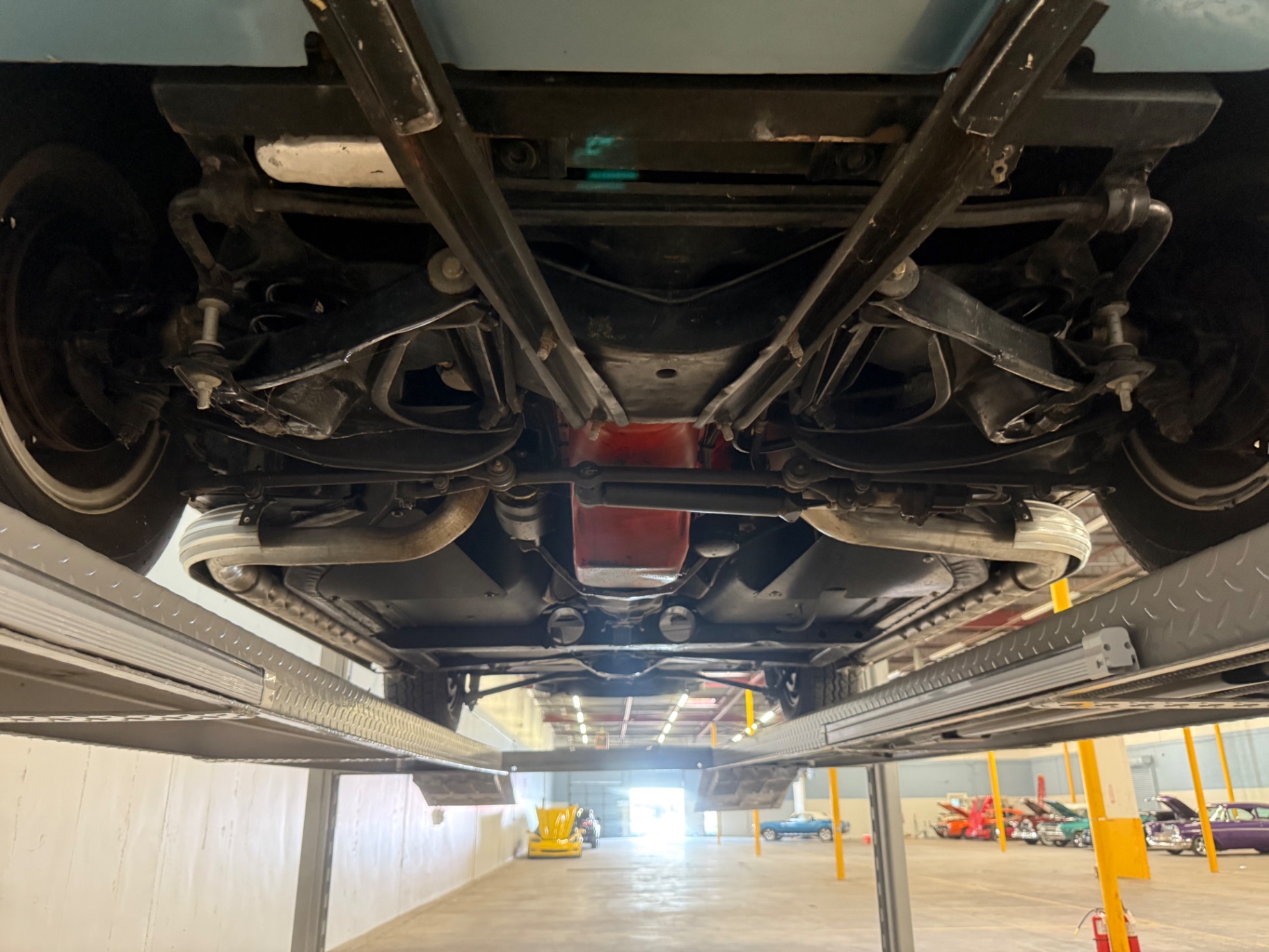 Vehicle photo 44