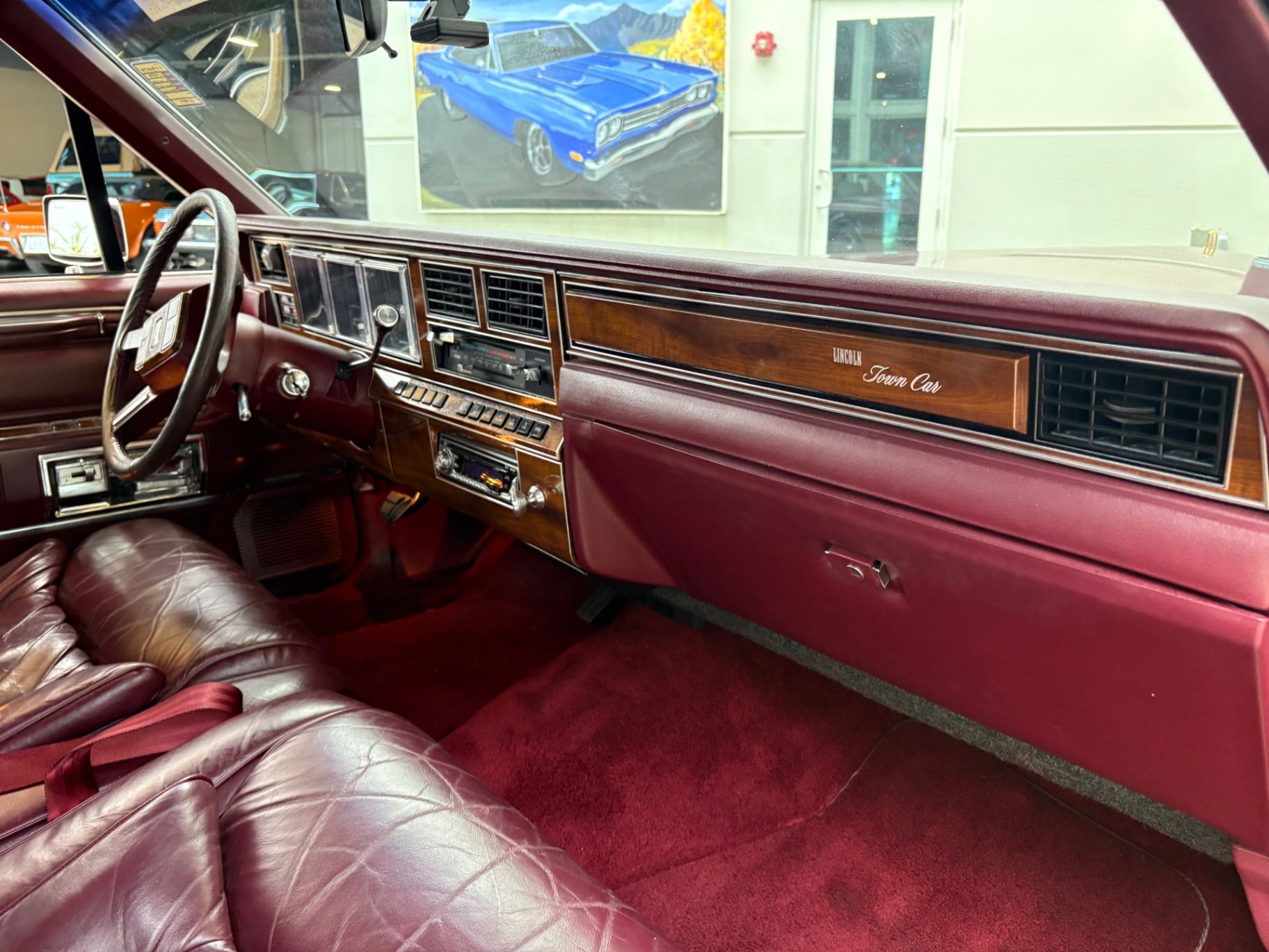 Vehicle photo 46