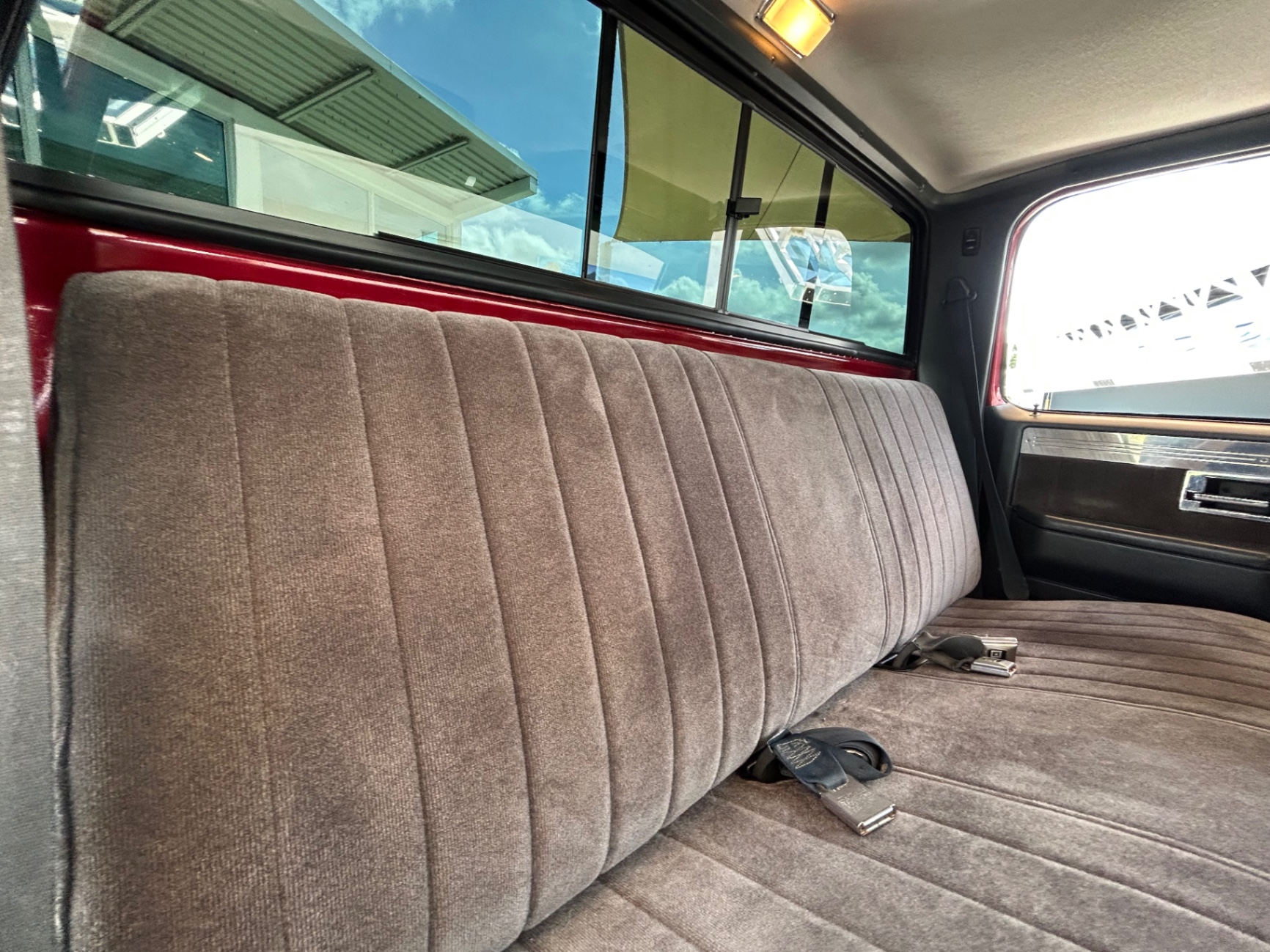 Vehicle photo 36