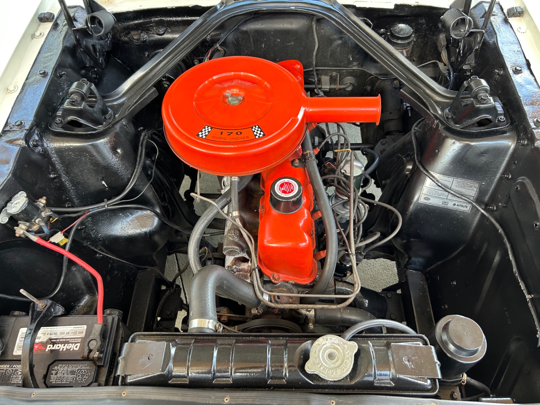 Vehicle photo 20