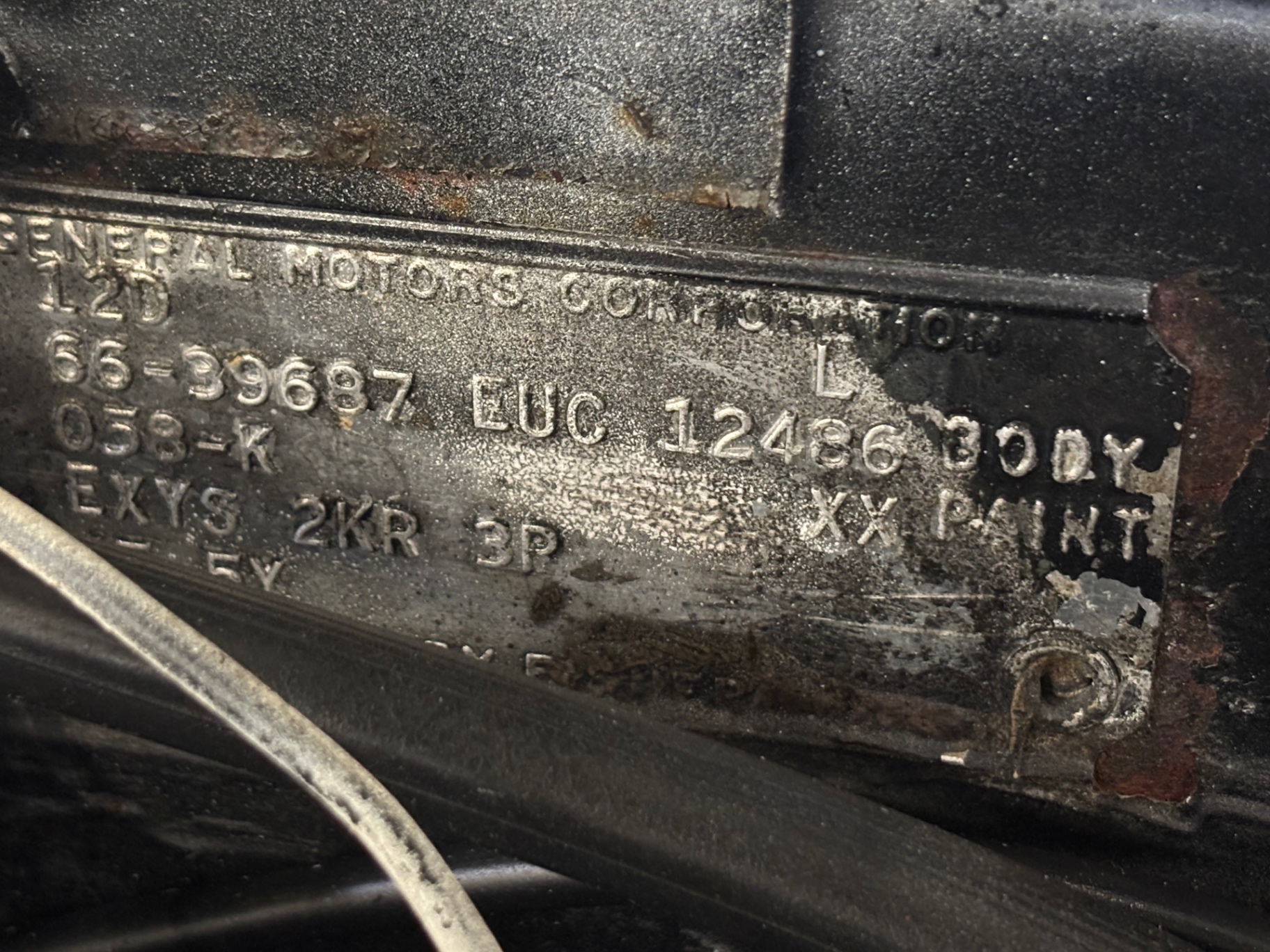 Vehicle photo 17
