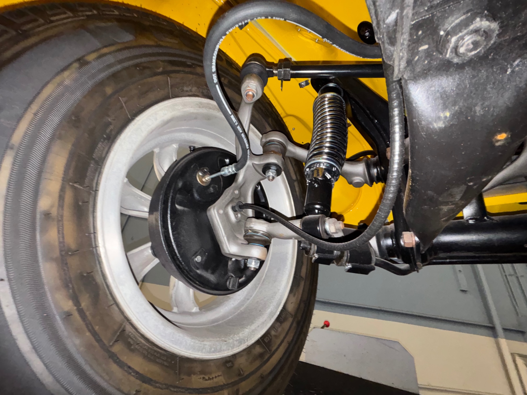 Vehicle photo 45