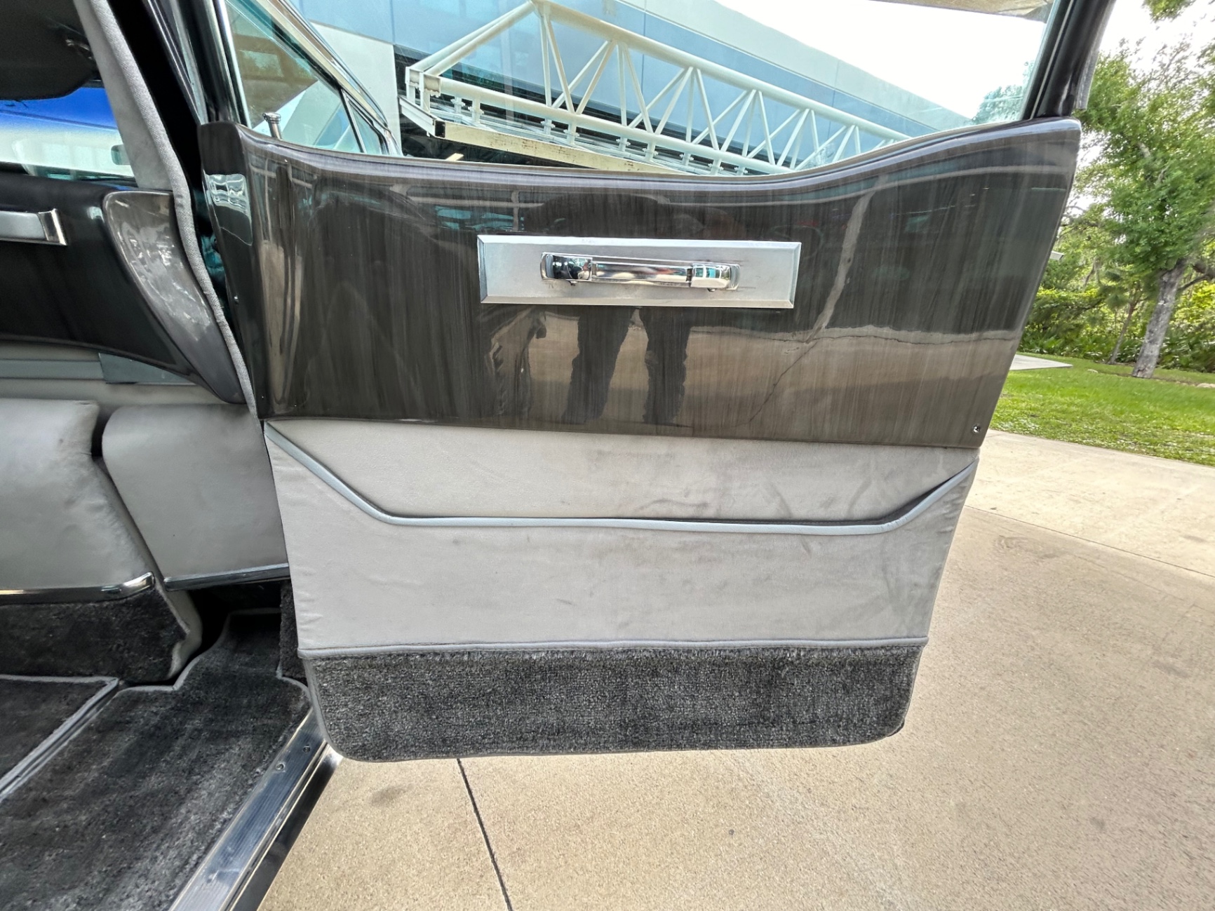 Vehicle photo 31