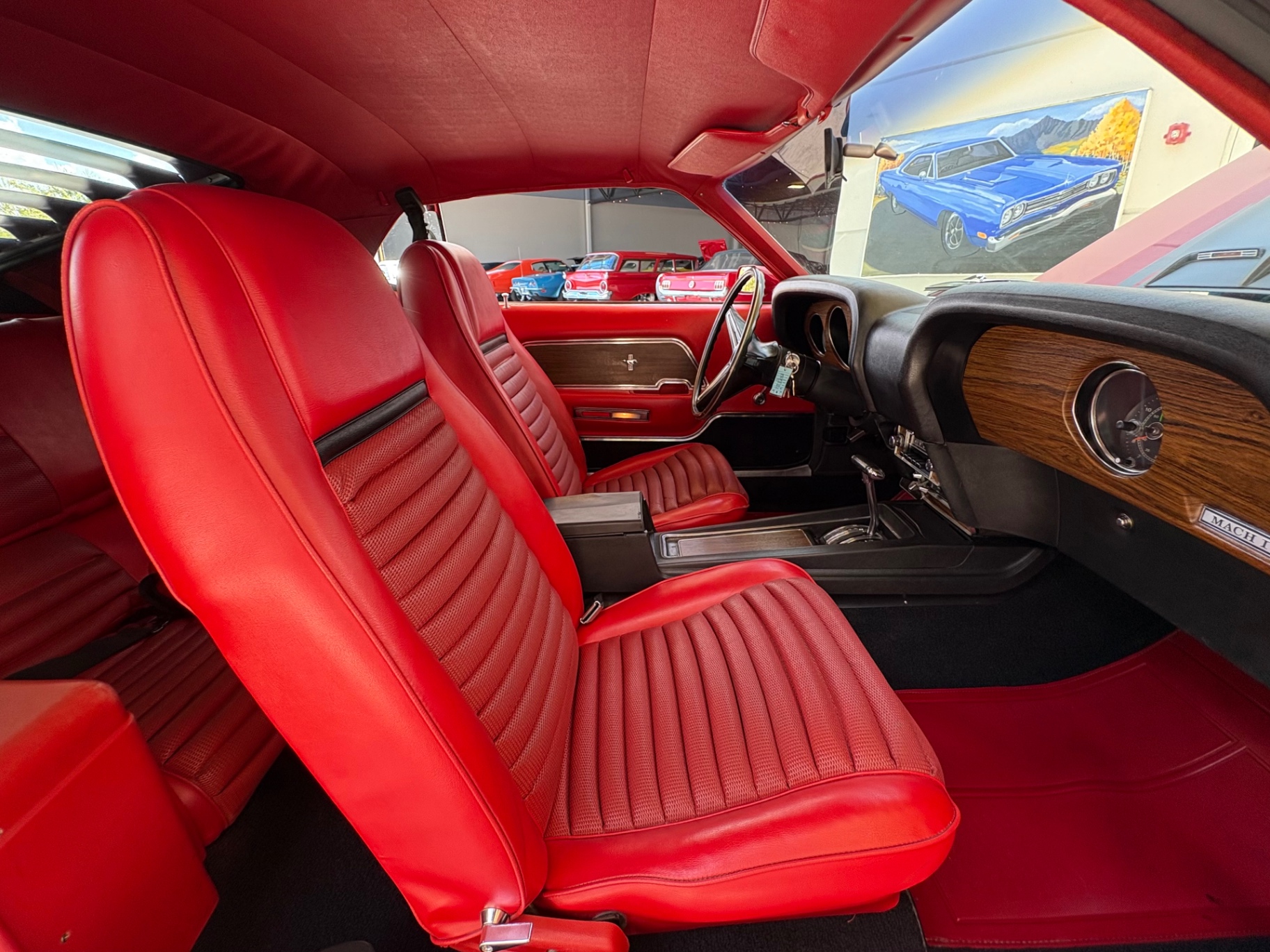 Vehicle photo 40