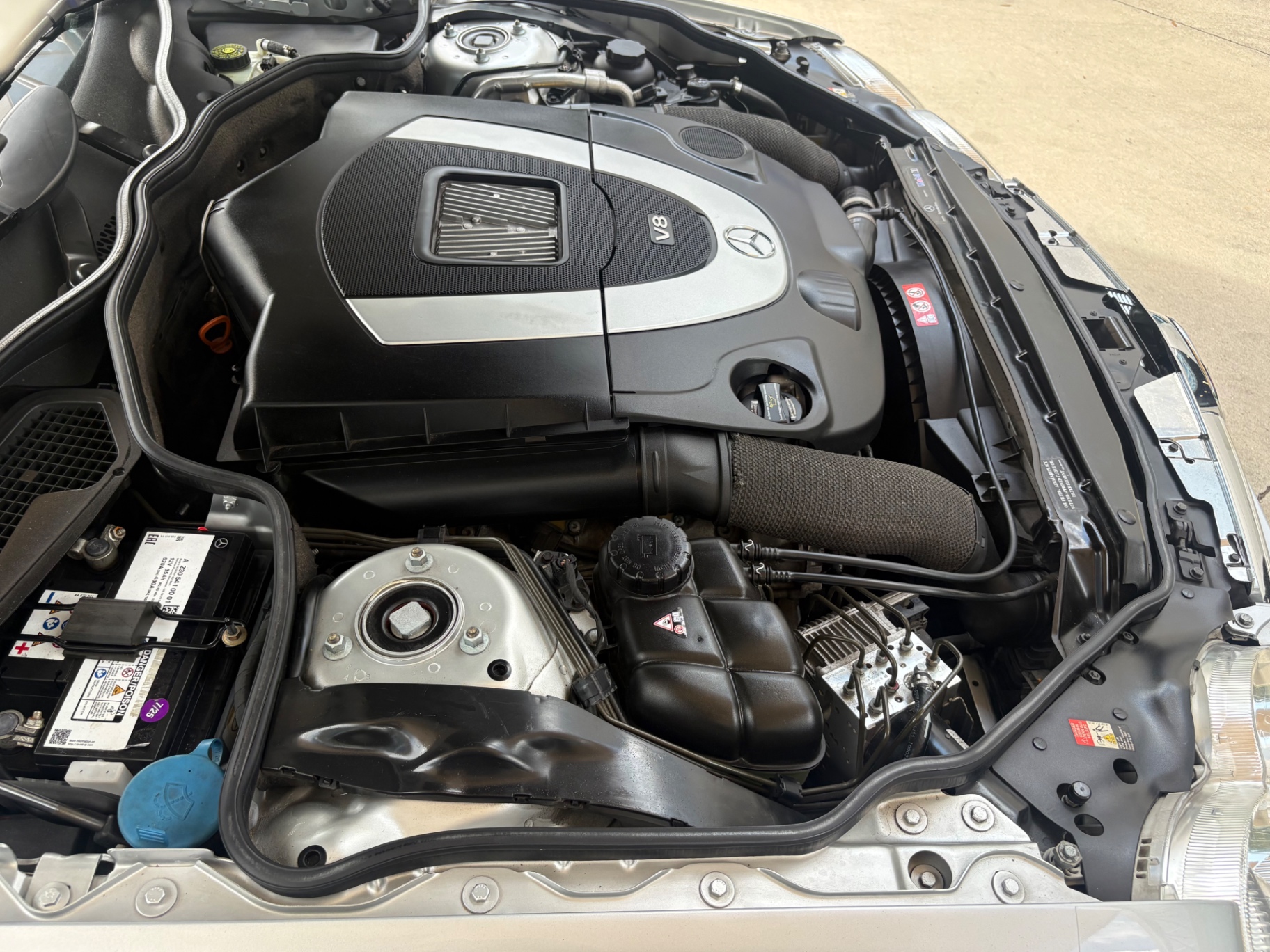 Vehicle photo 32
