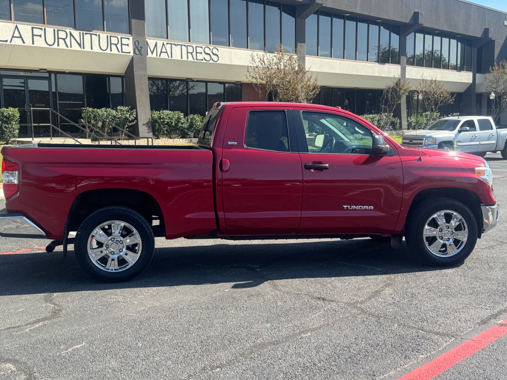 2015 Toyota Tundra SR5 photo 6