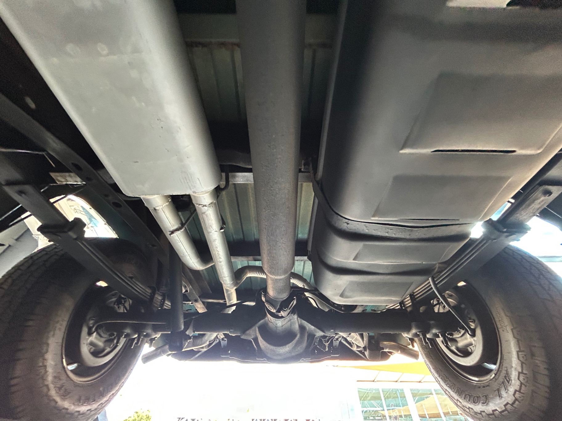 Vehicle photo 49