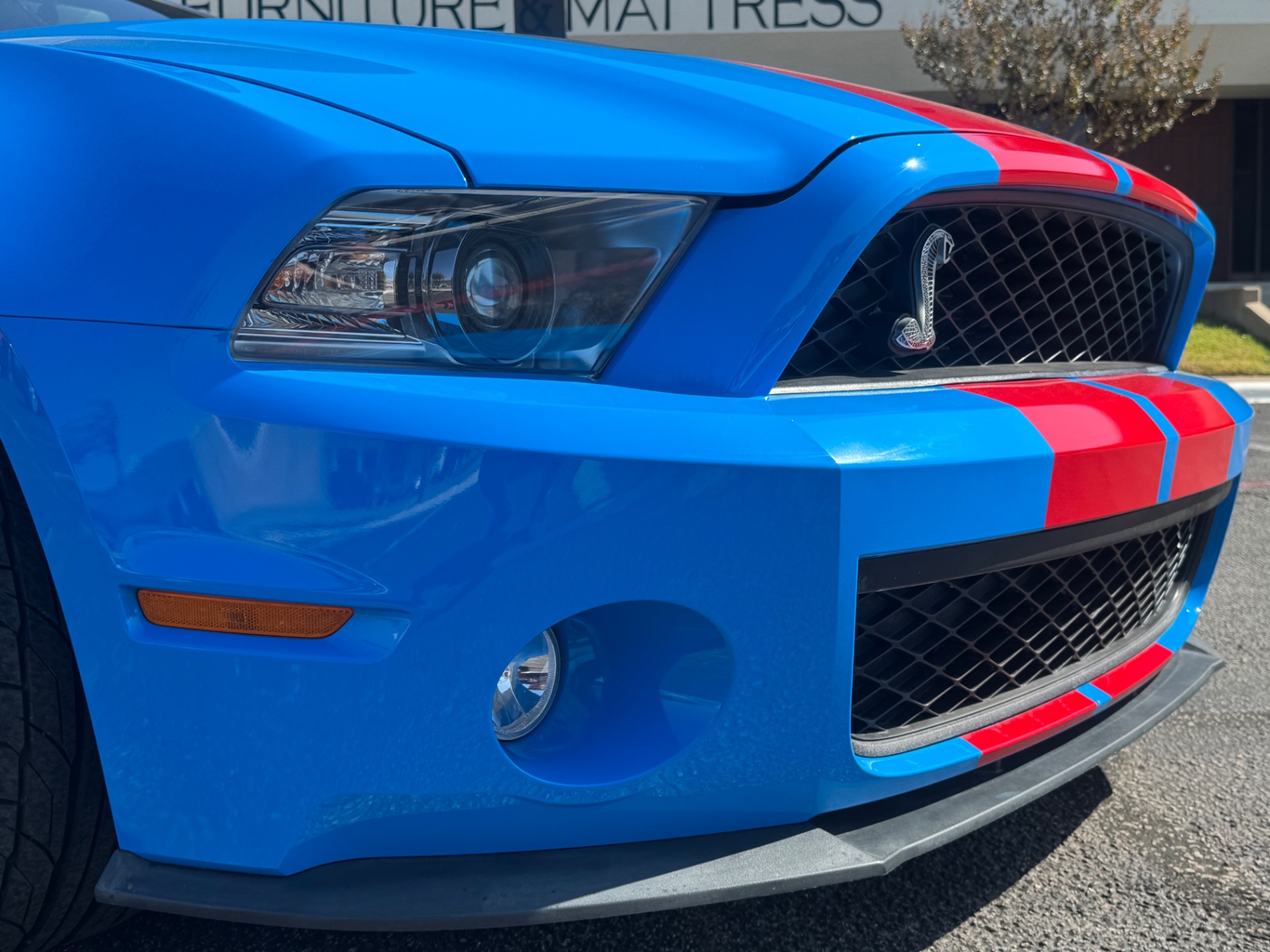 Vehicle photo 38