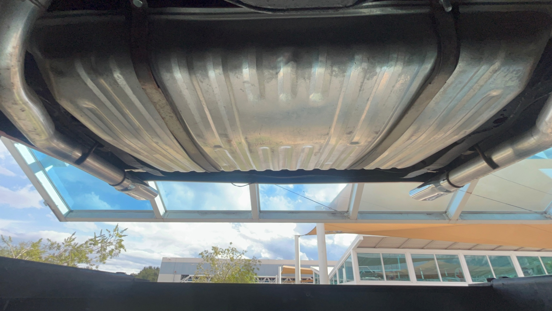 Vehicle photo 45