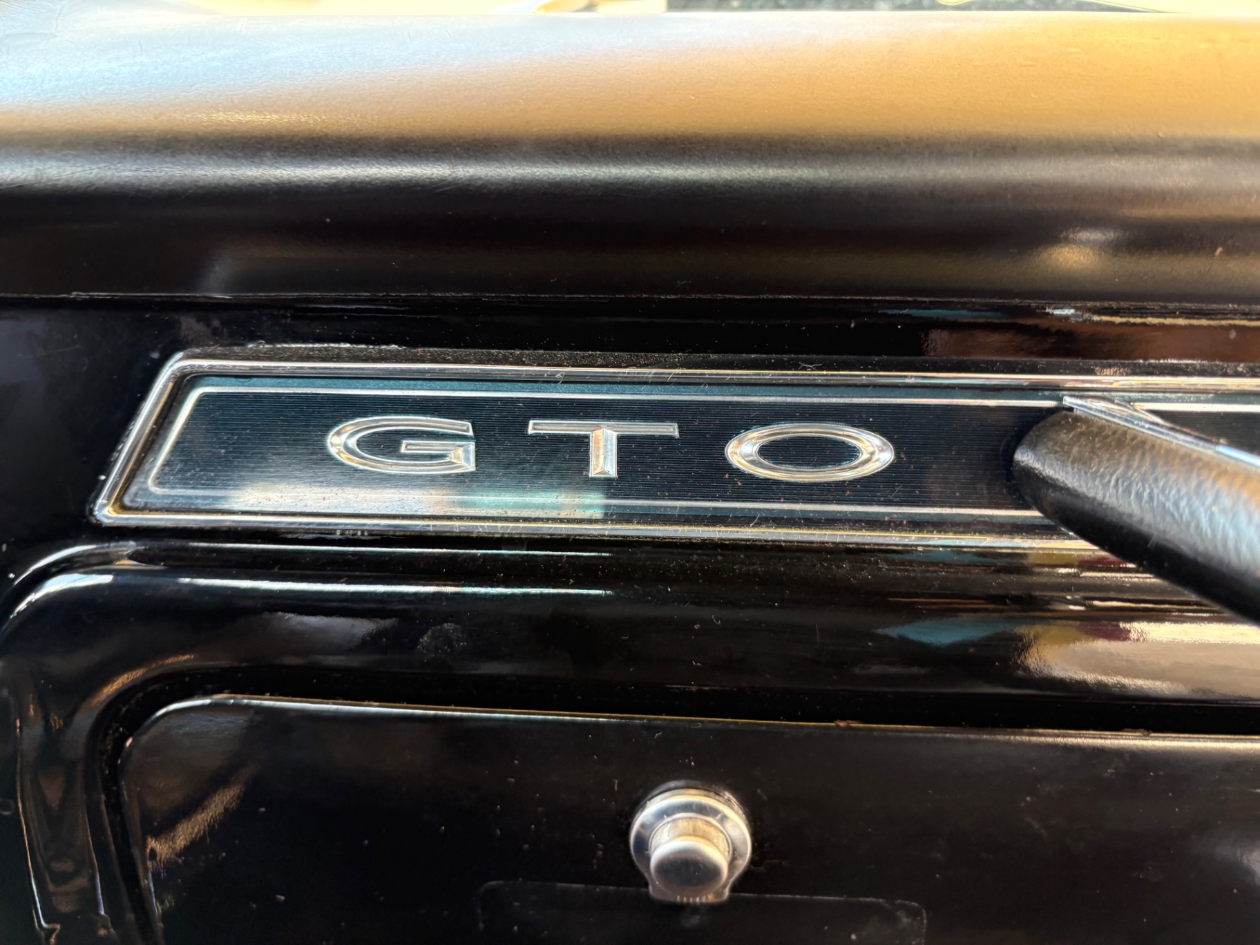 Vehicle photo 43