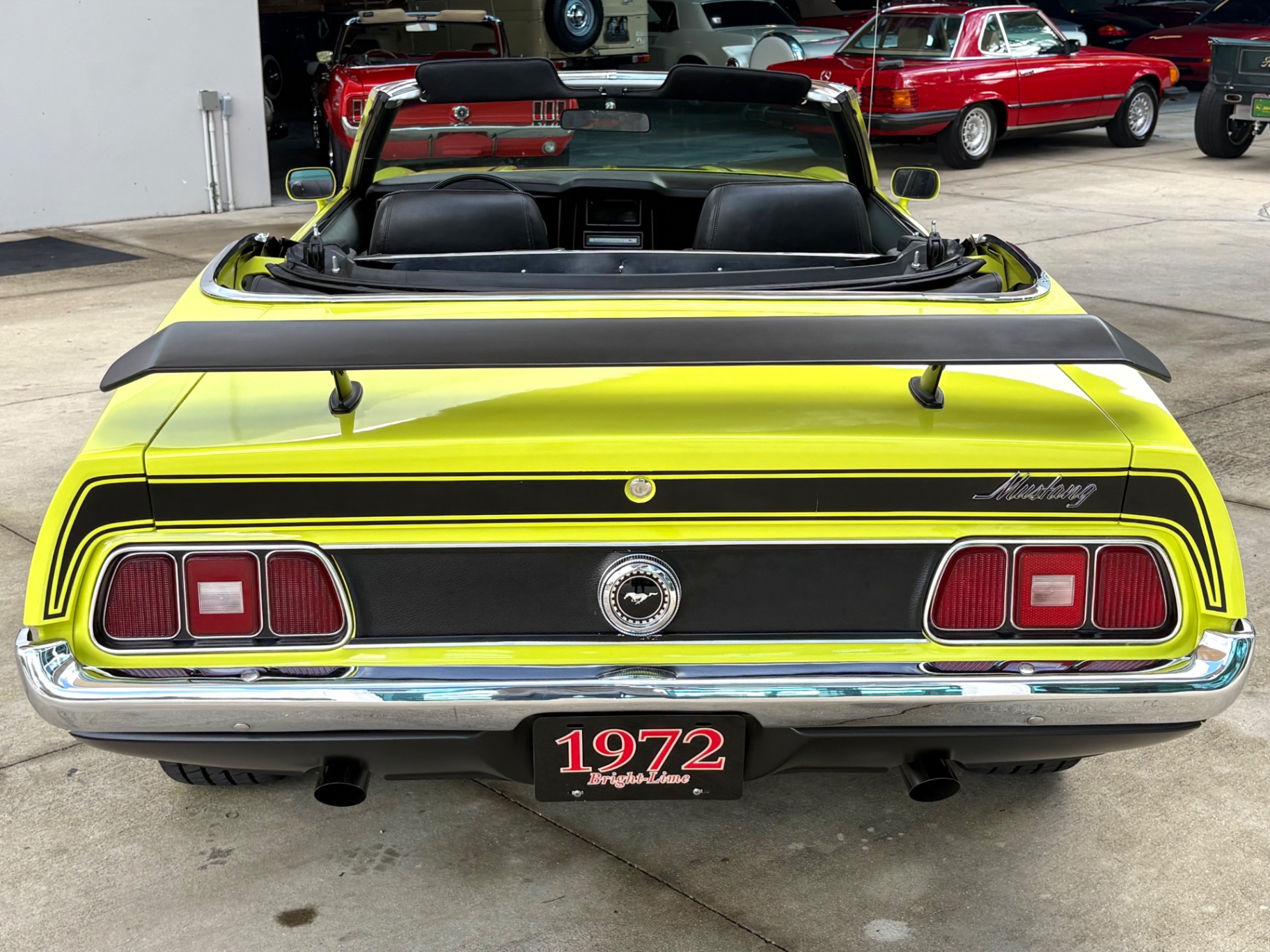 Vehicle photo 8