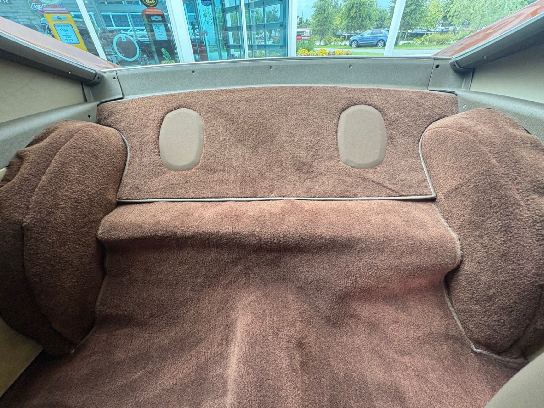 Vehicle photo 35