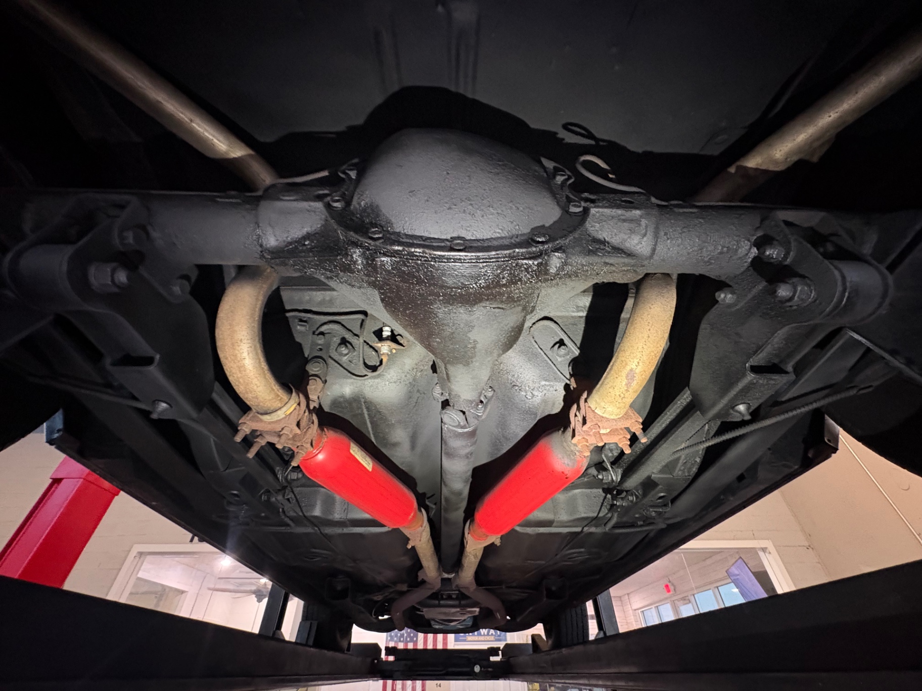 Vehicle photo 47