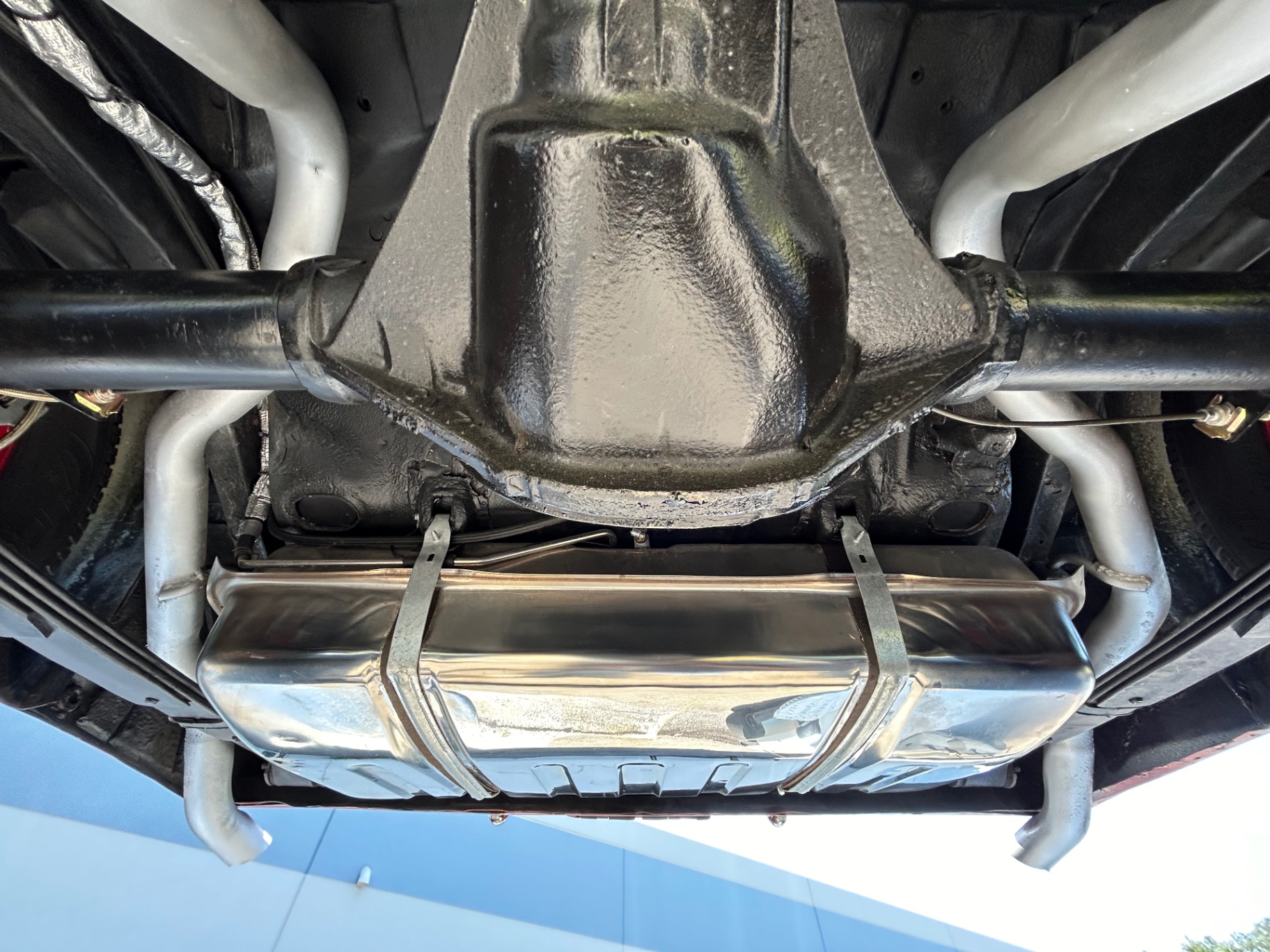 Vehicle photo 40
