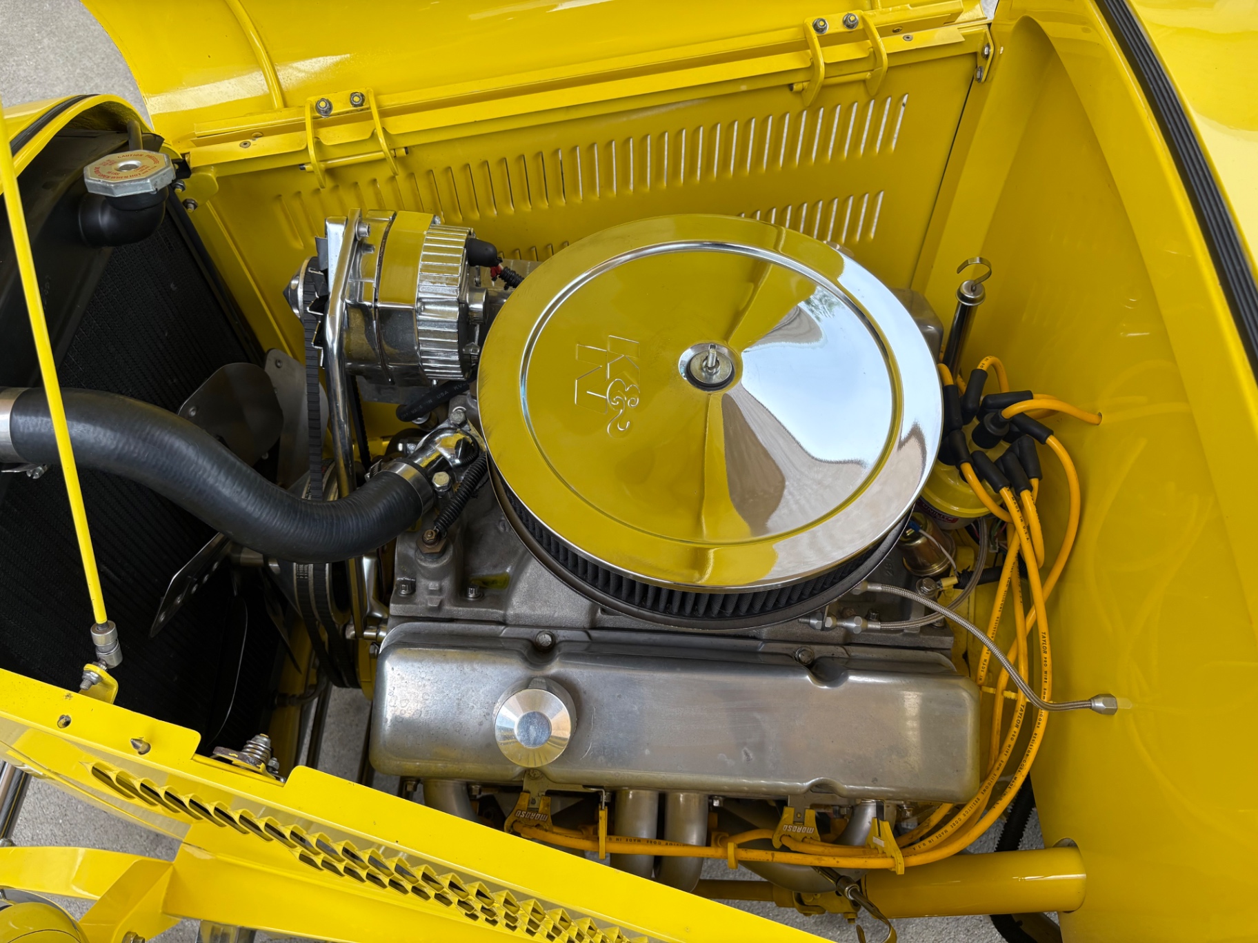 Vehicle photo 33