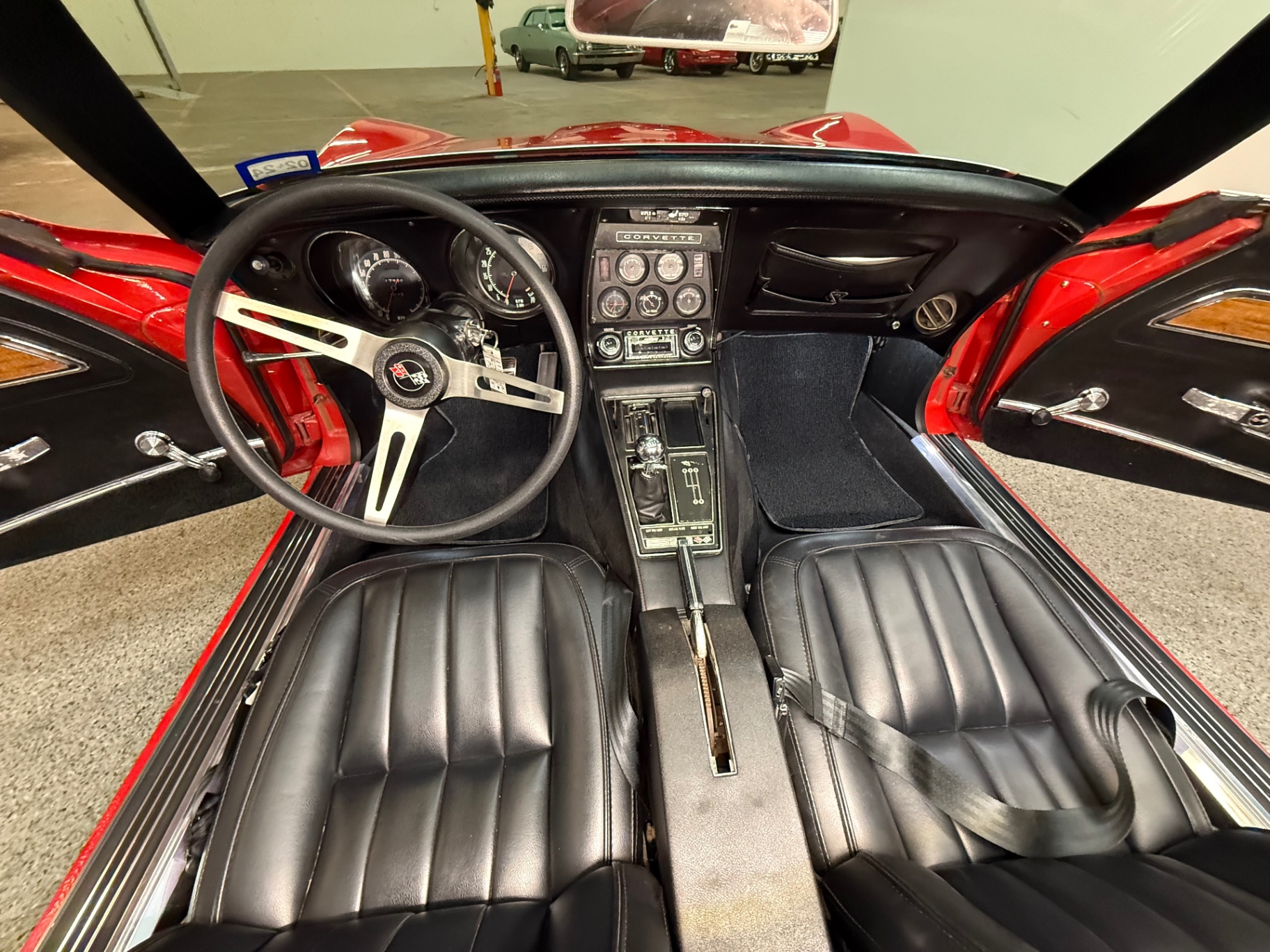Vehicle photo 42