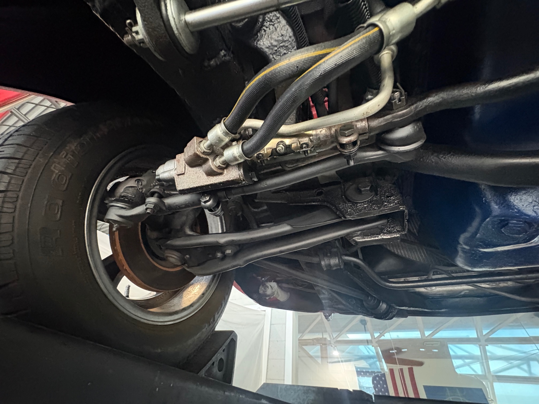 Vehicle photo 57