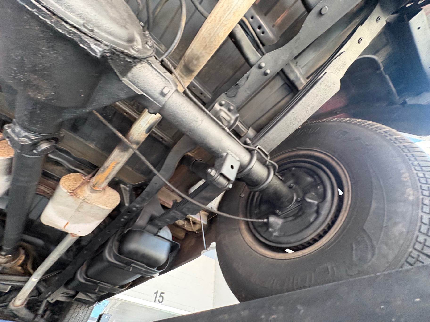 Vehicle photo 47
