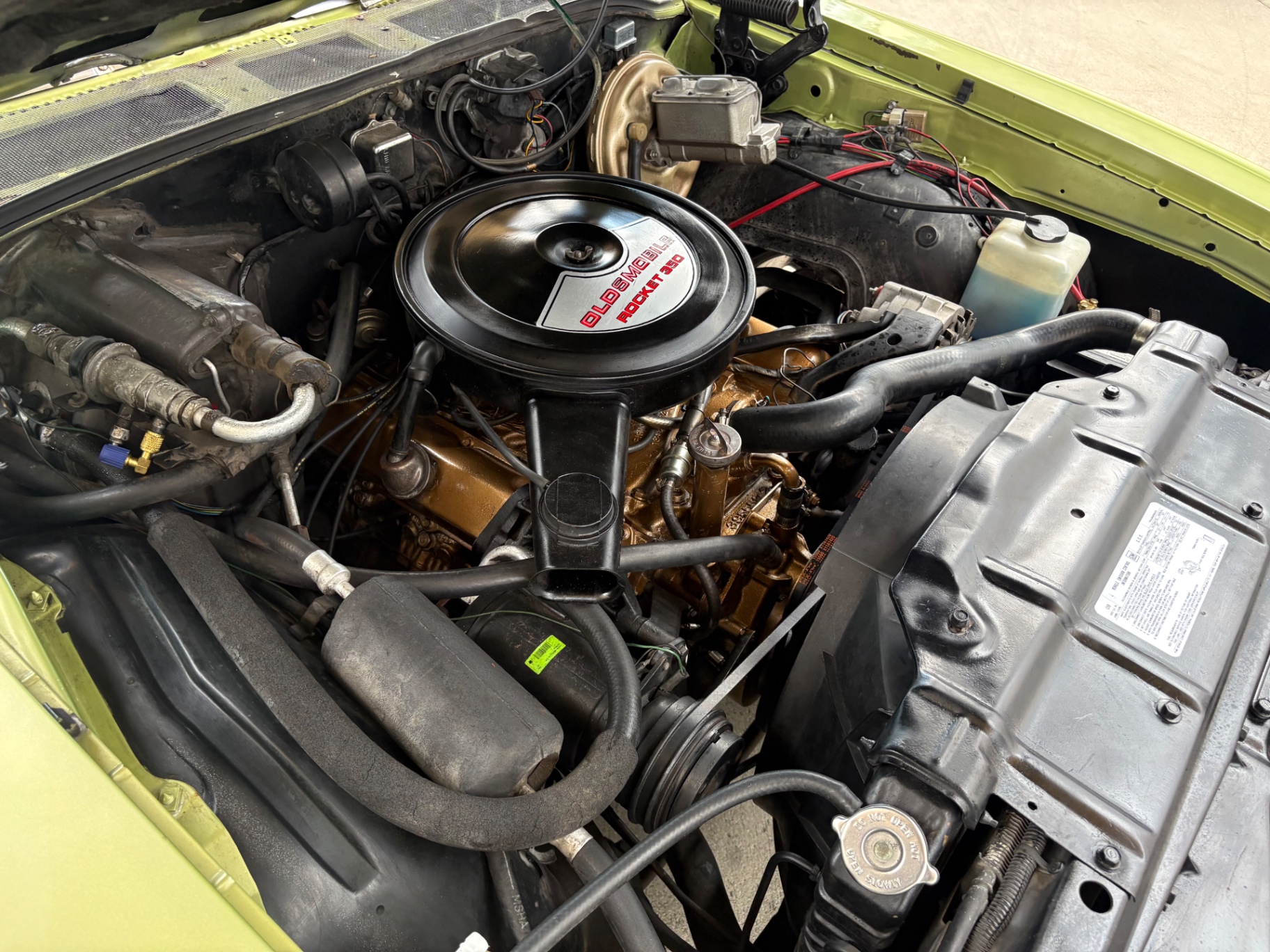 Vehicle photo 33
