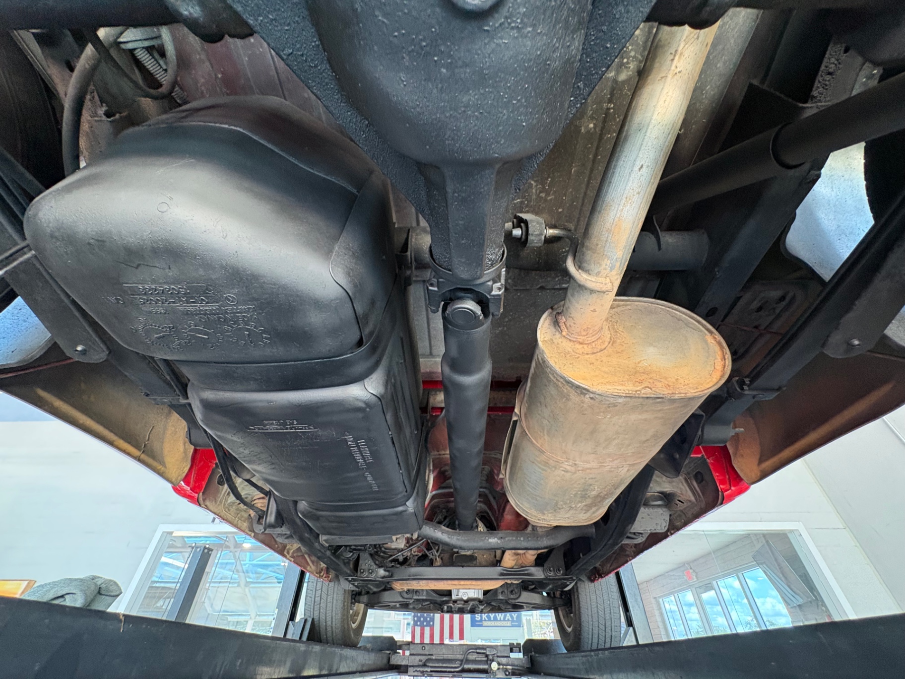 Vehicle photo 43