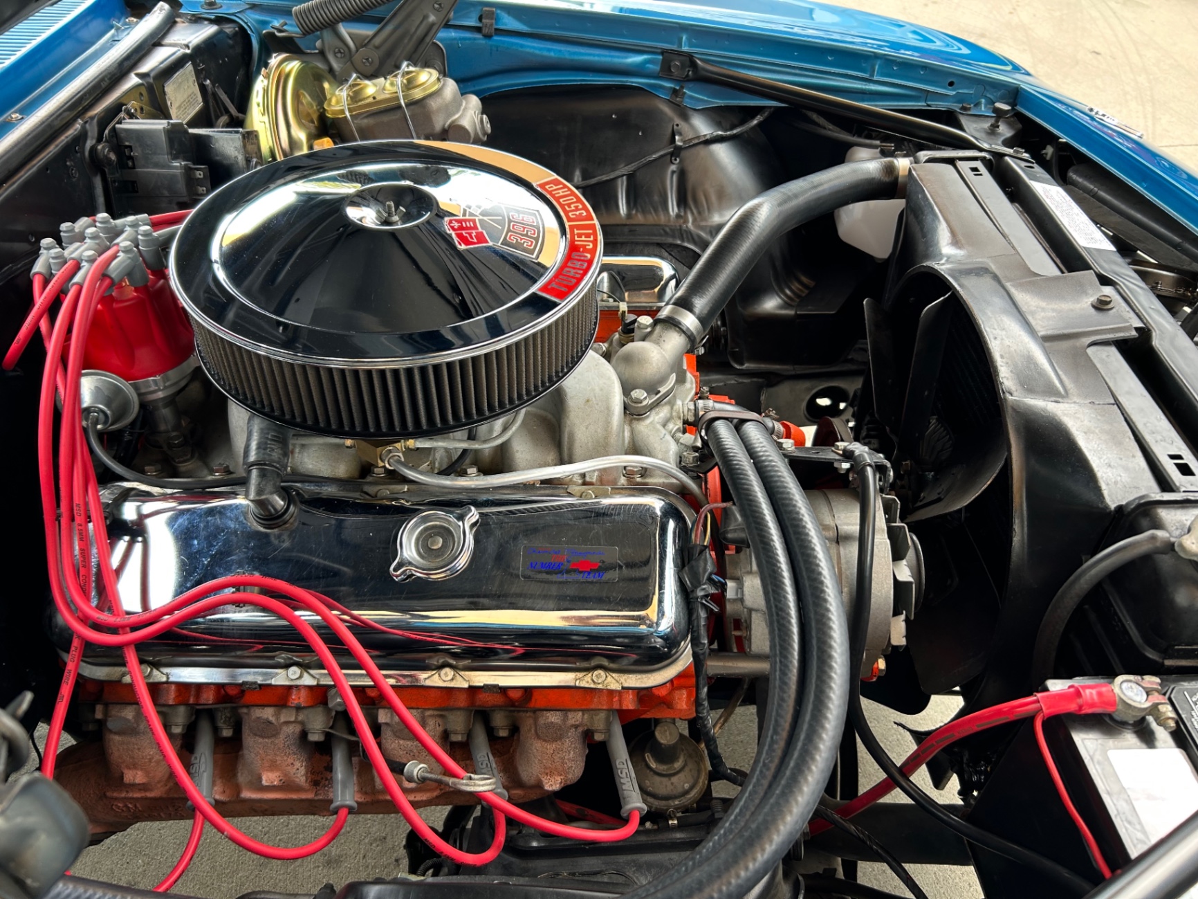 Vehicle photo 19