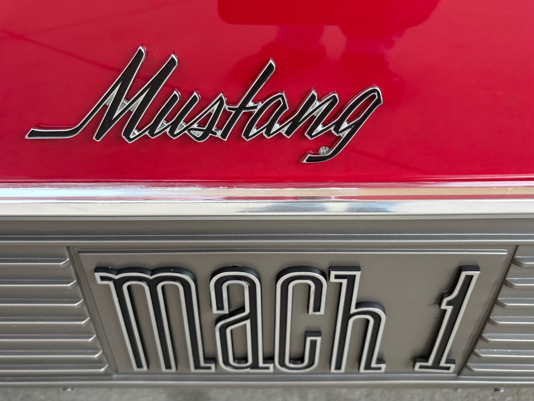 Vehicle photo 22