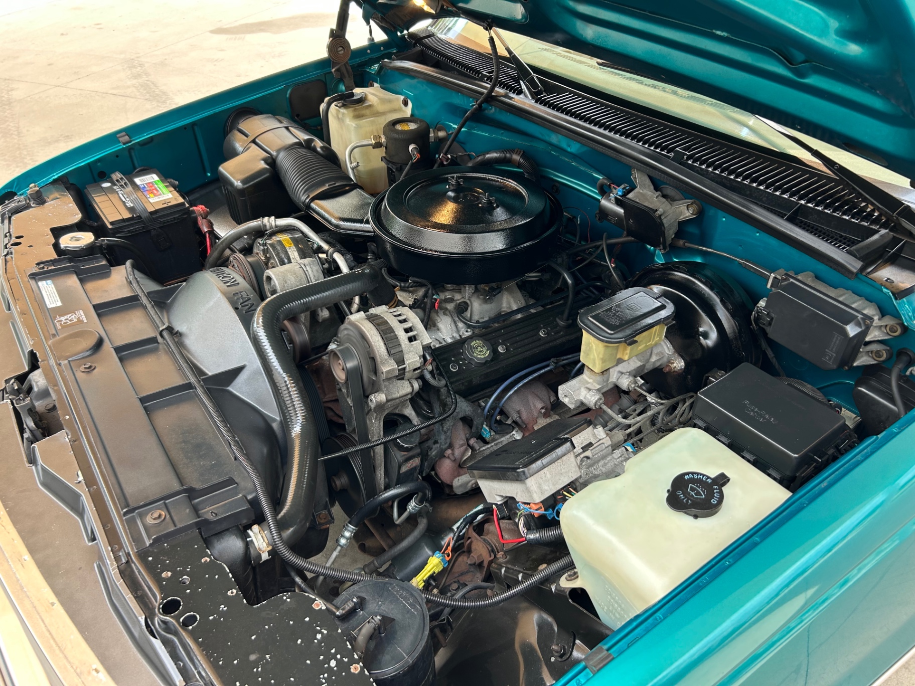 Vehicle photo 24