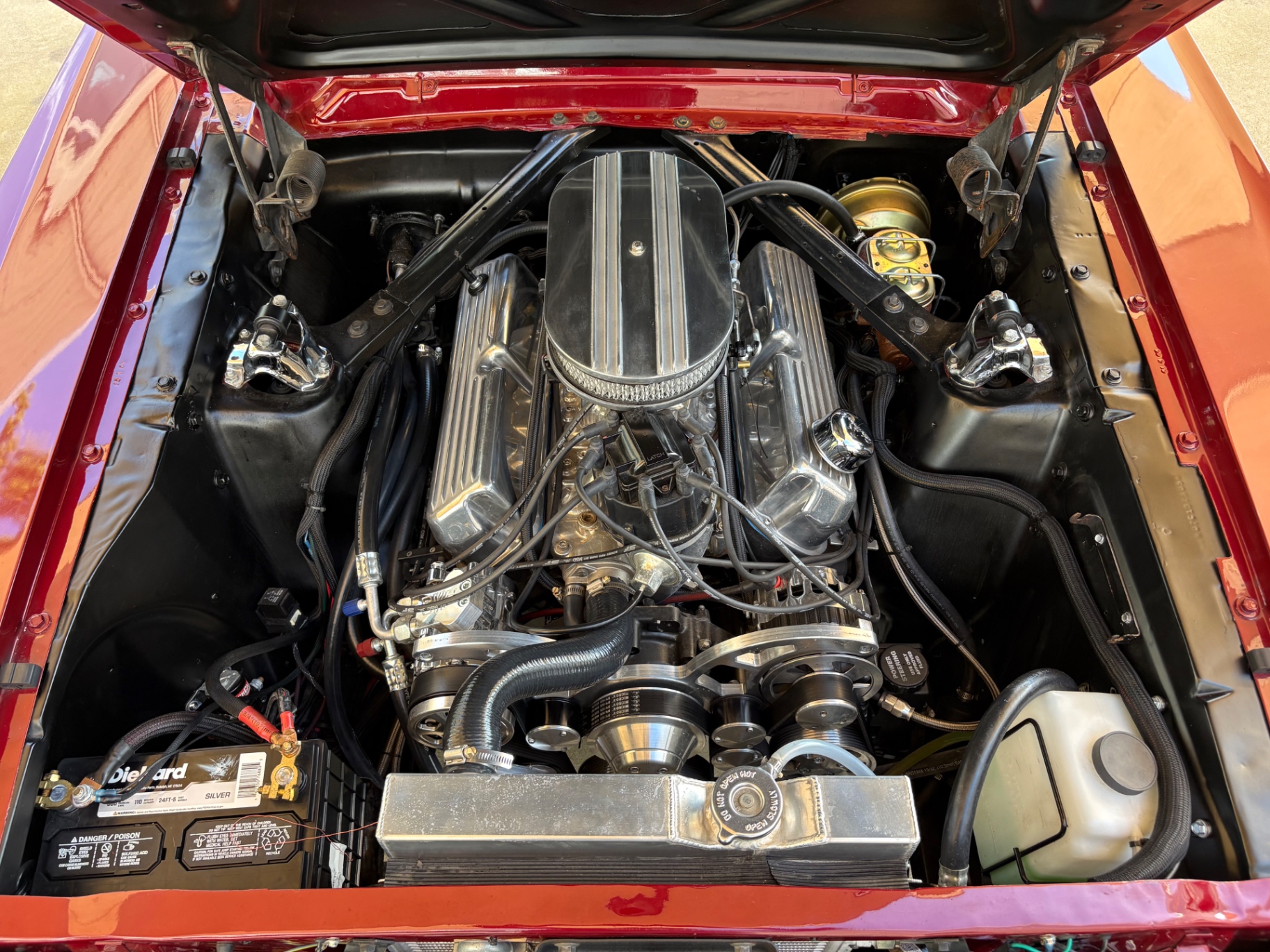 Vehicle photo 26
