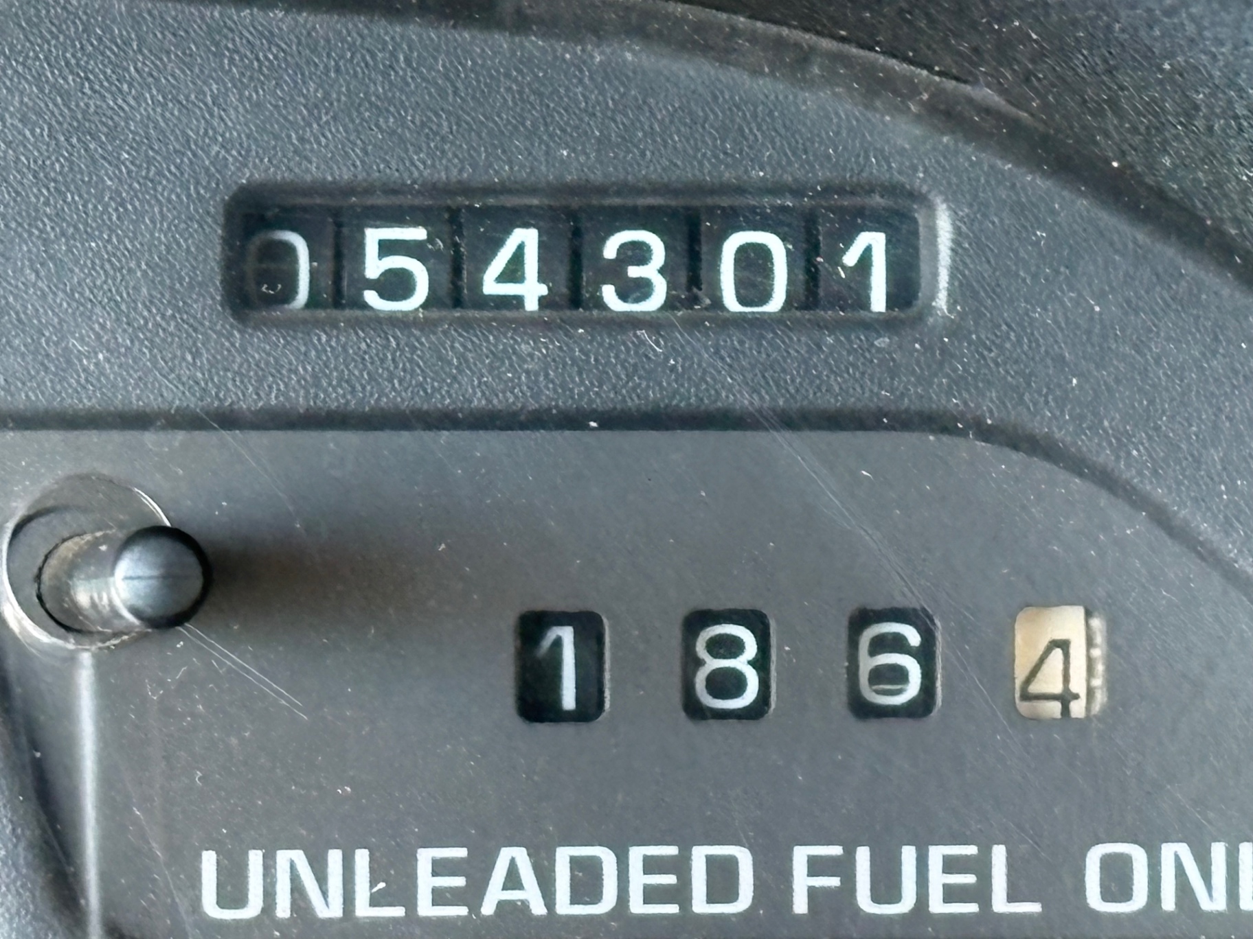 Vehicle photo 25