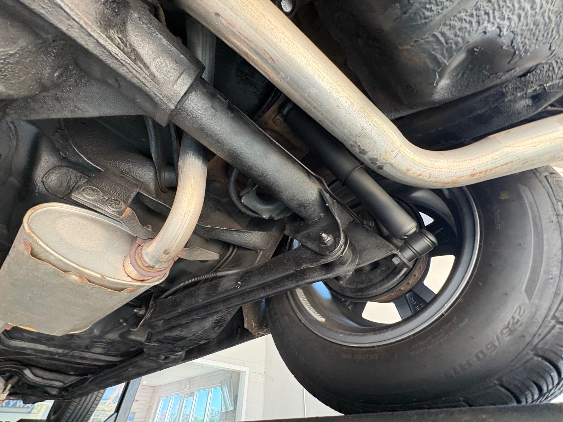 Vehicle photo 50
