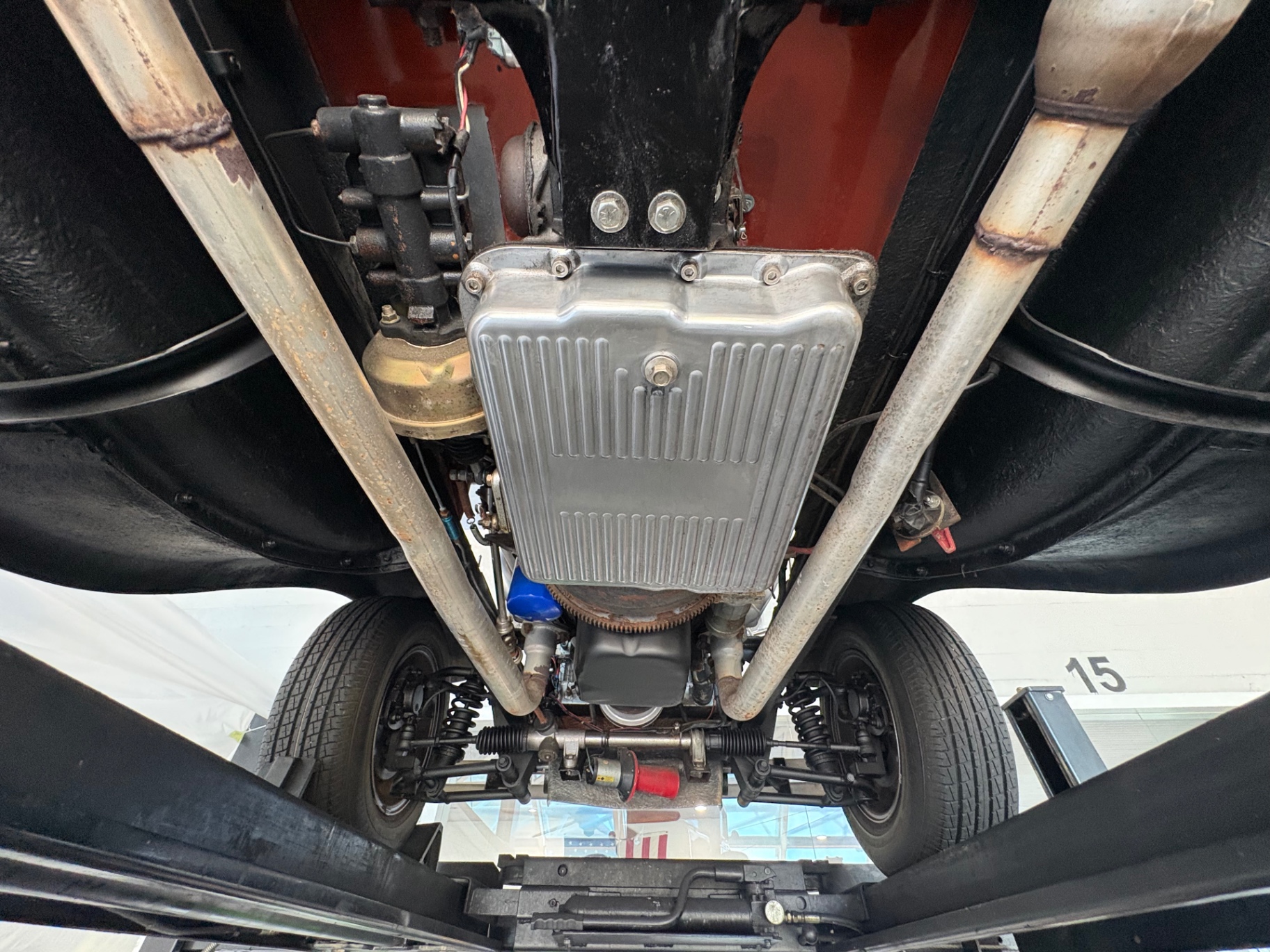 Vehicle photo 41