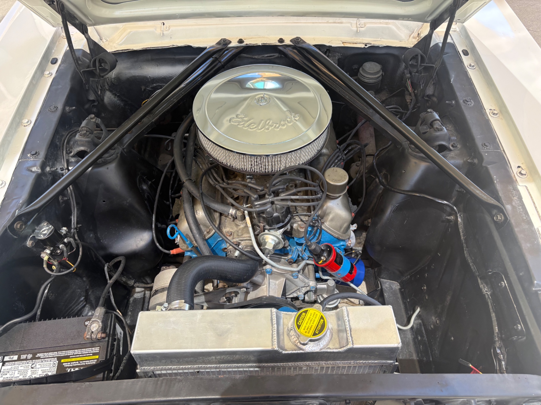 Vehicle photo 34
