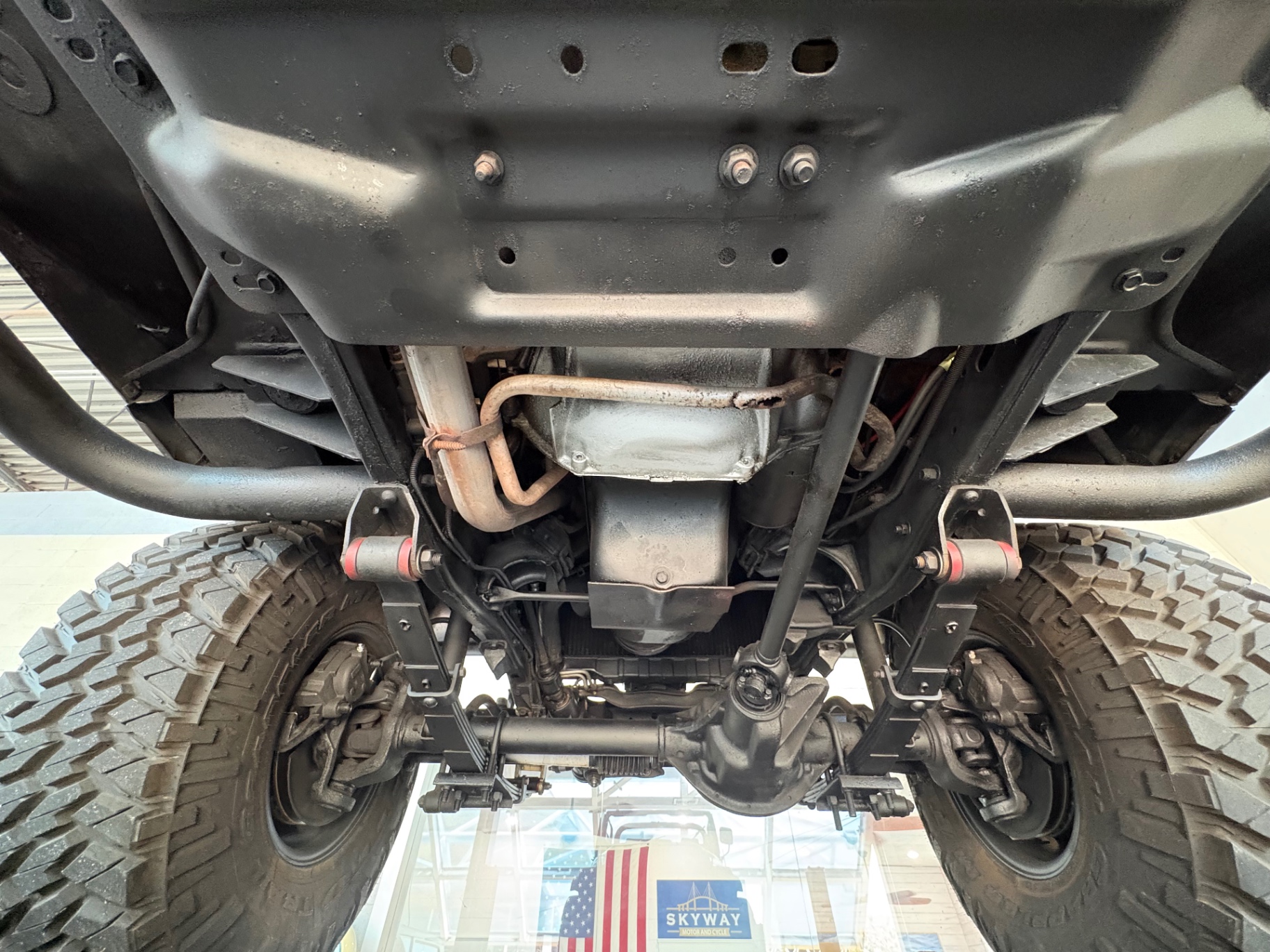 Vehicle photo 48
