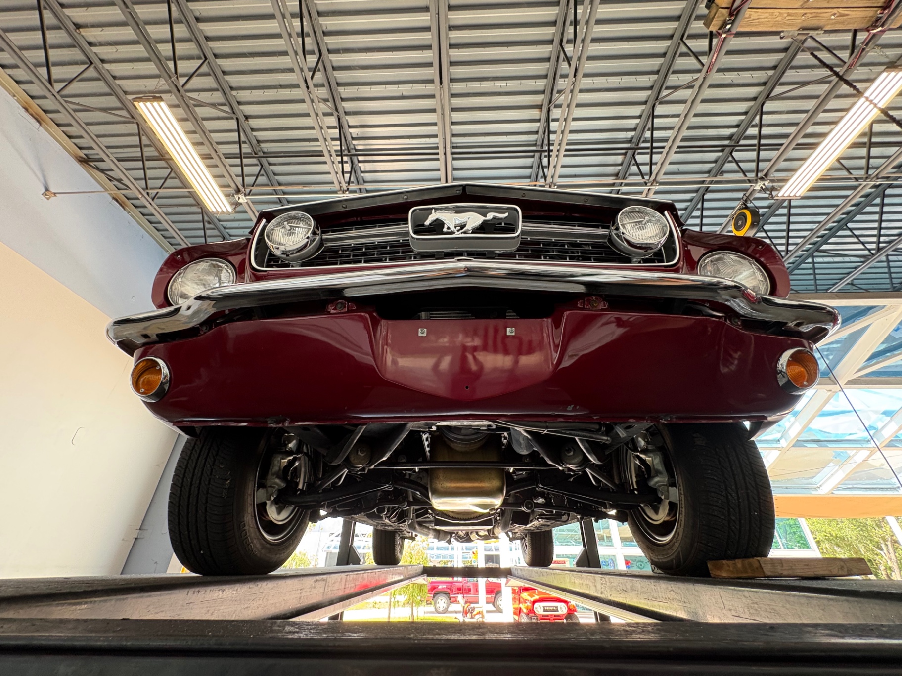 Vehicle photo 49