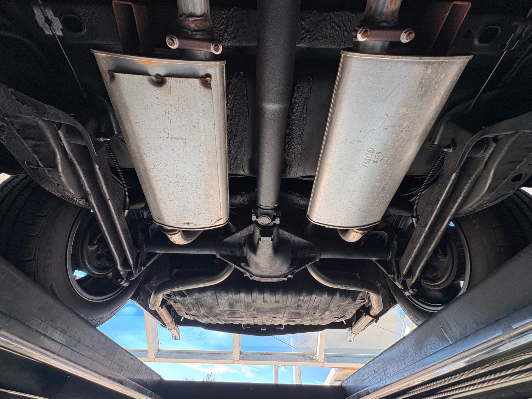 Vehicle photo 61