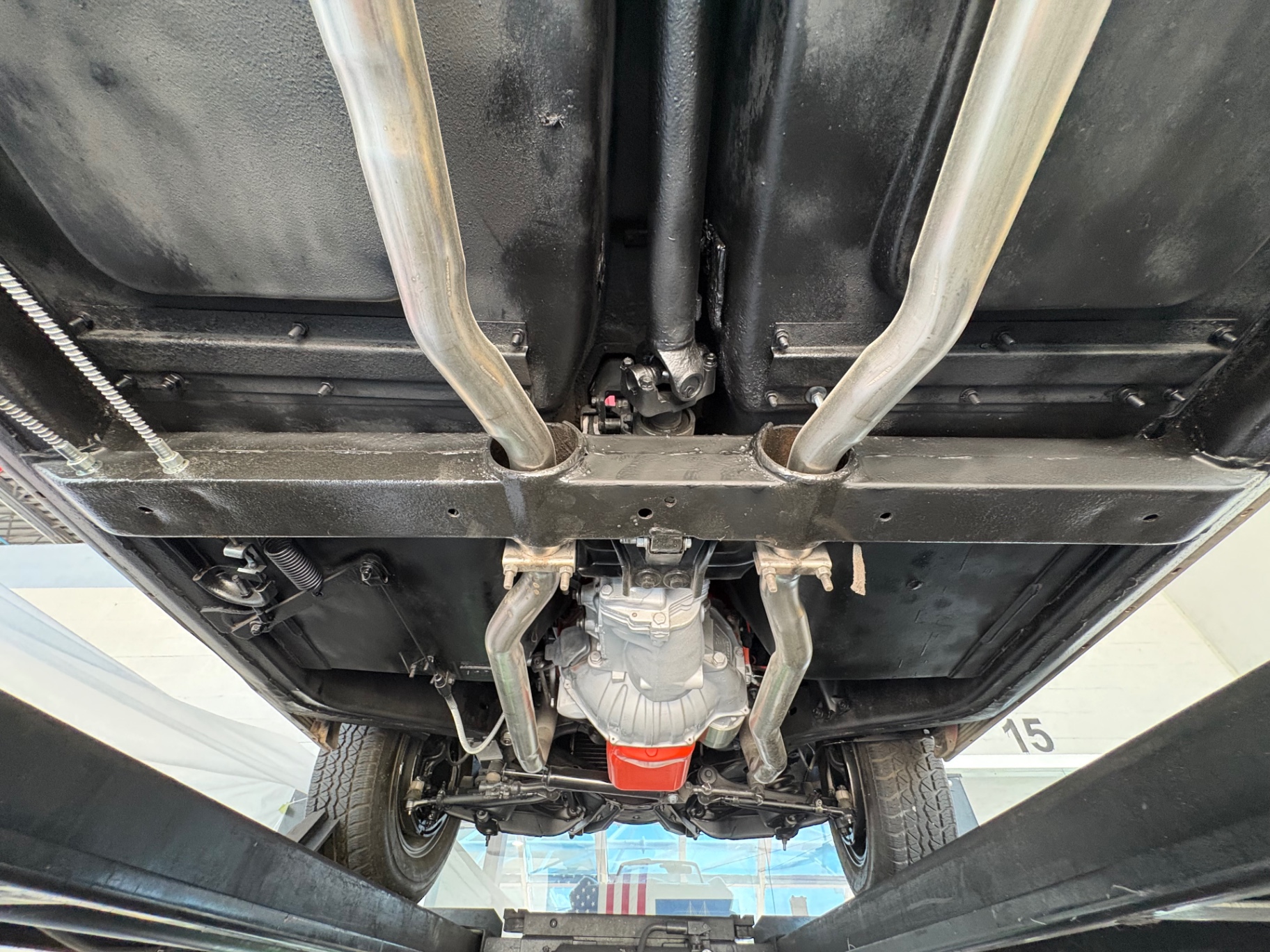 Vehicle photo 60
