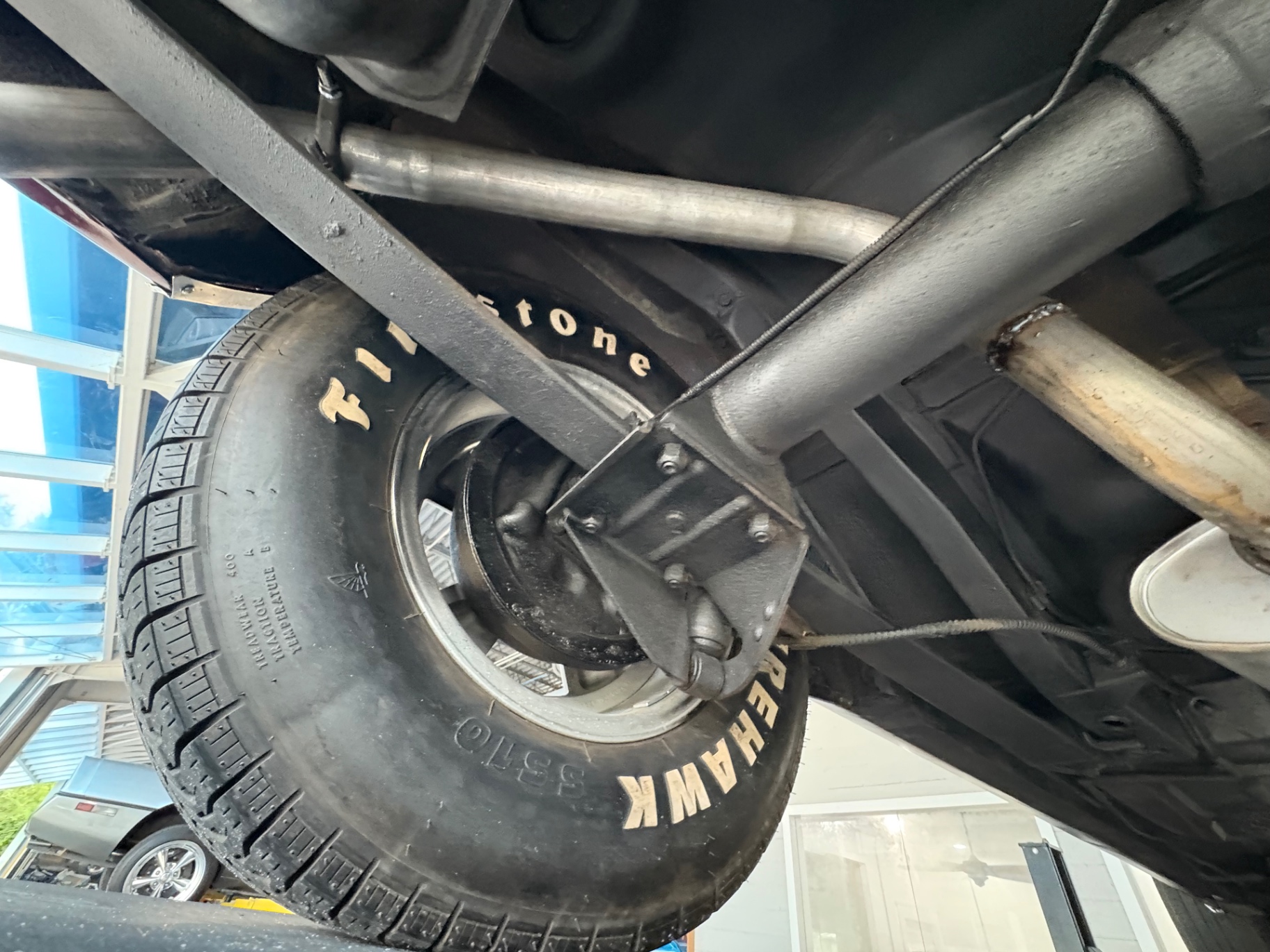 Vehicle photo 43