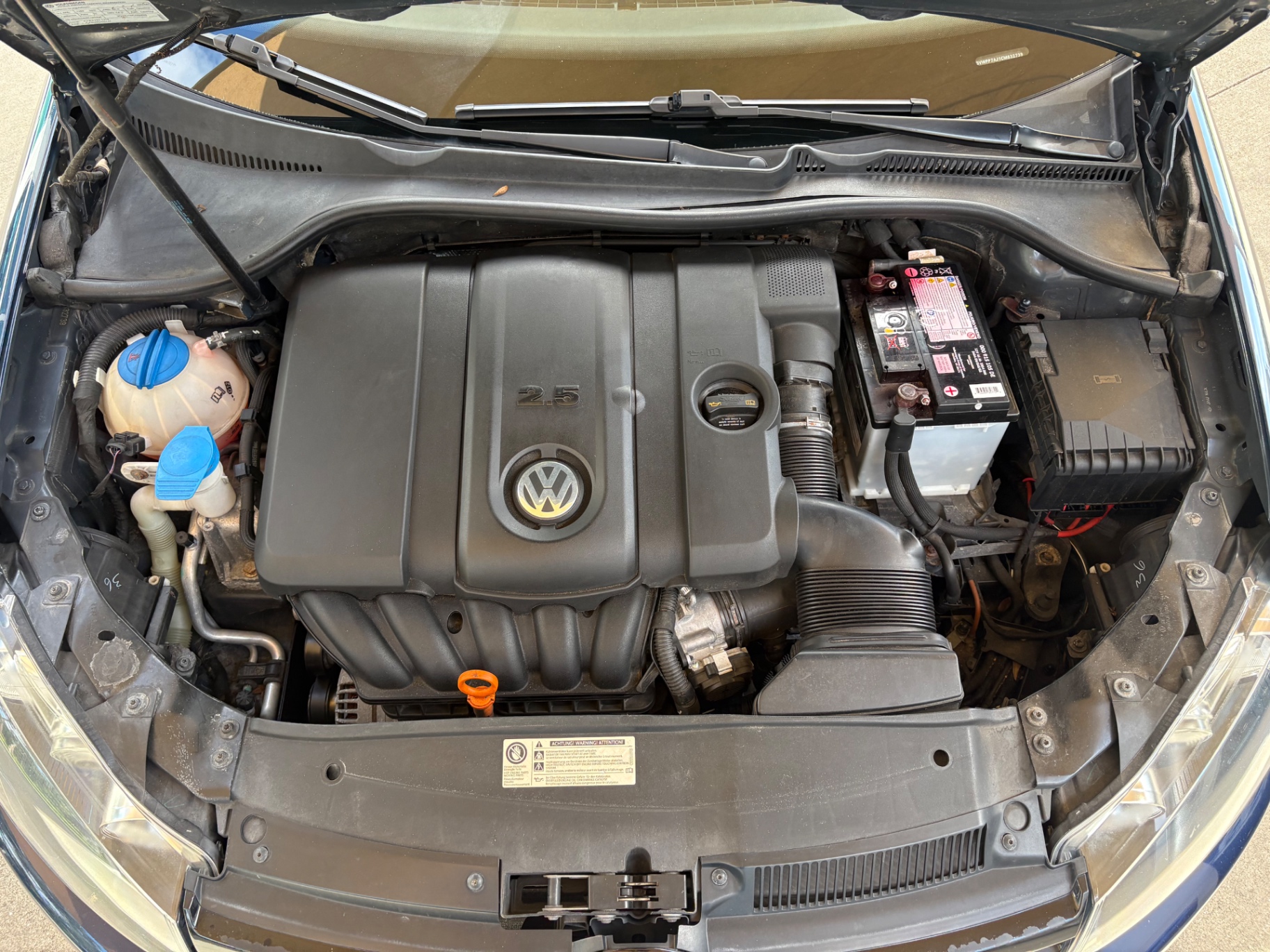 Vehicle photo 27