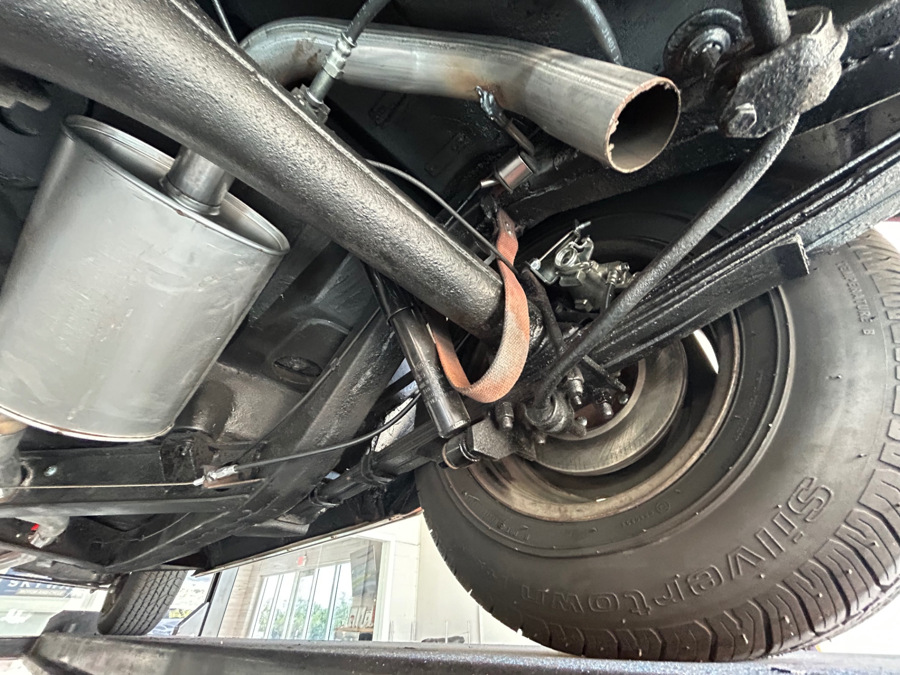 Vehicle photo 47