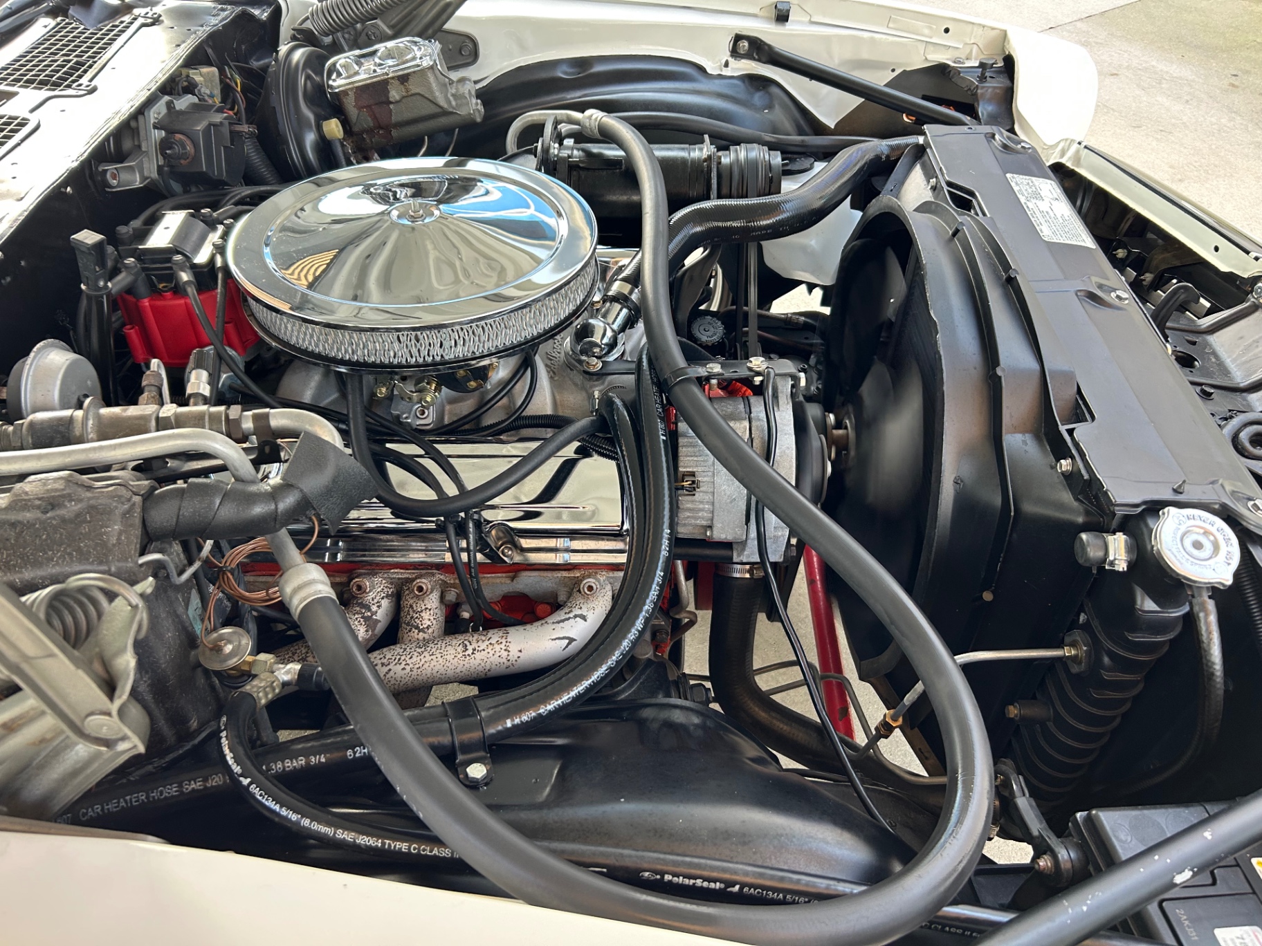 Vehicle photo 24