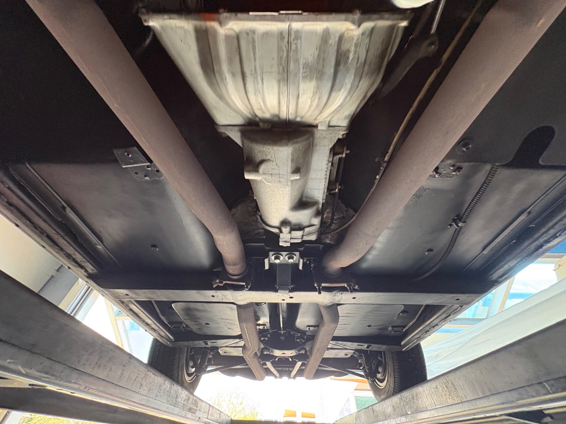 Vehicle photo 67