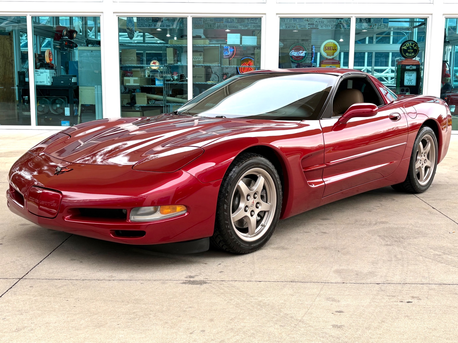 Vehicle photo 12