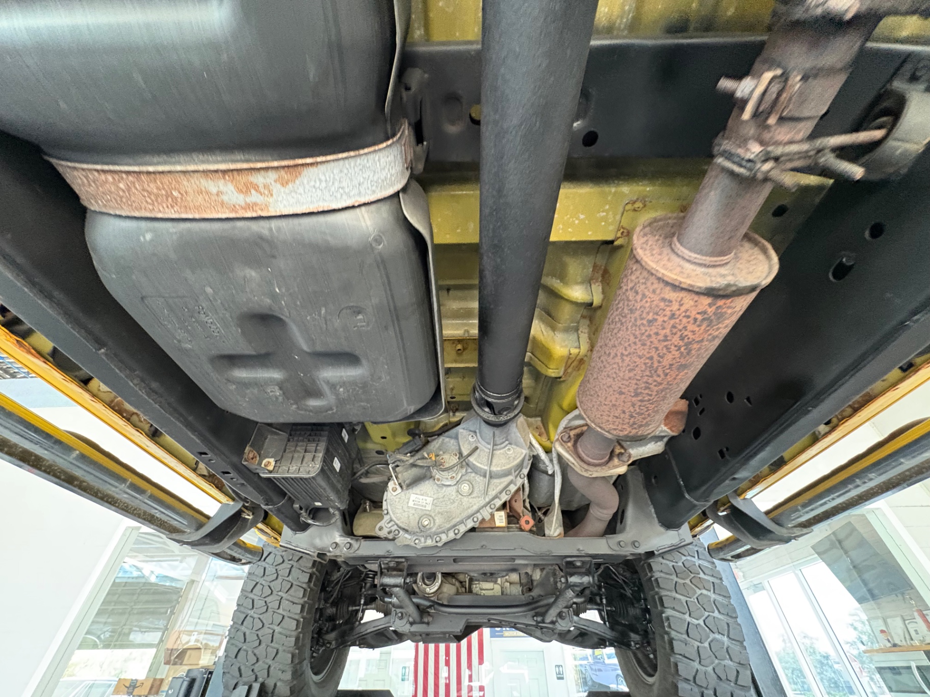 Vehicle photo 50