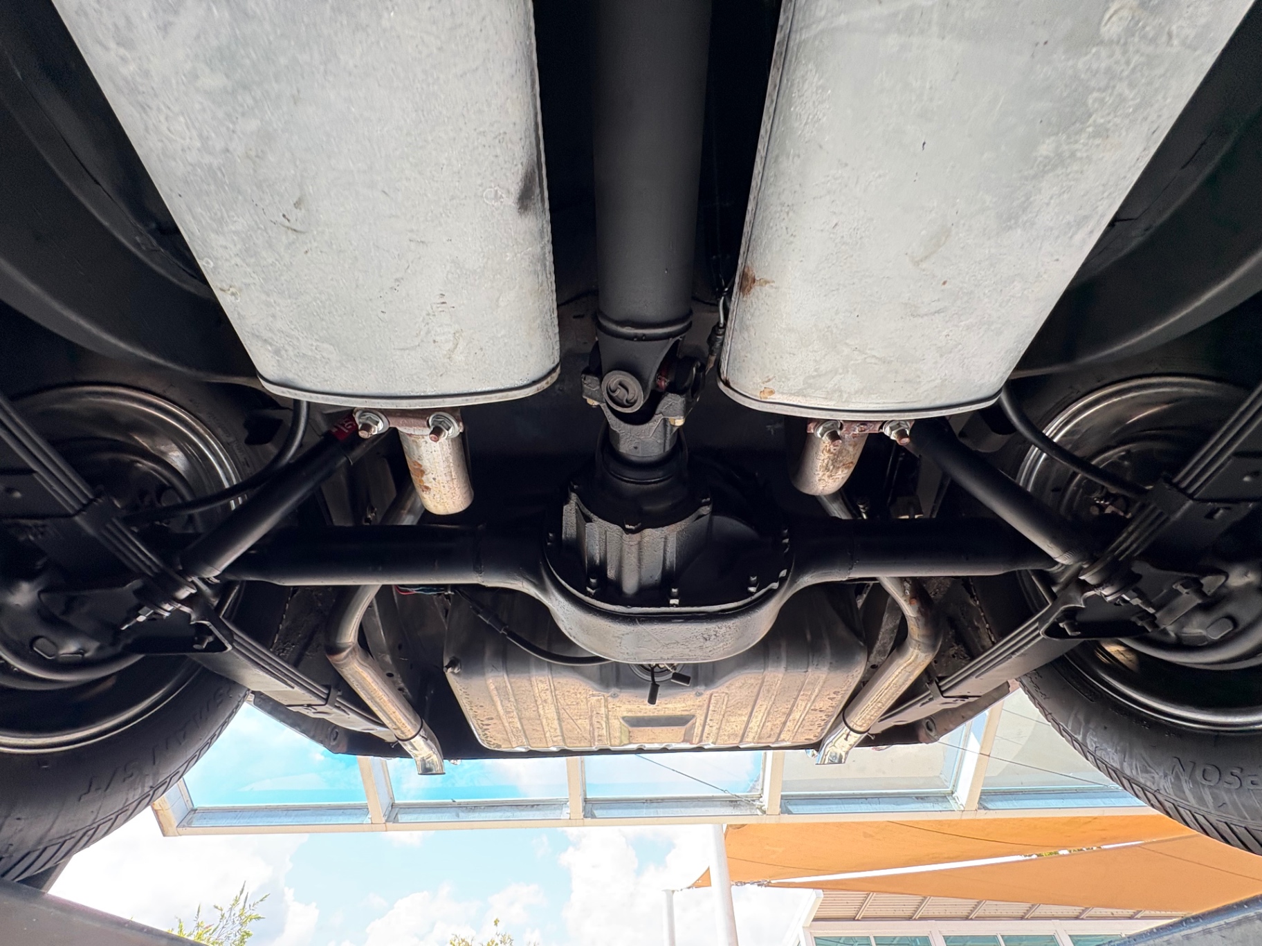 Vehicle photo 53