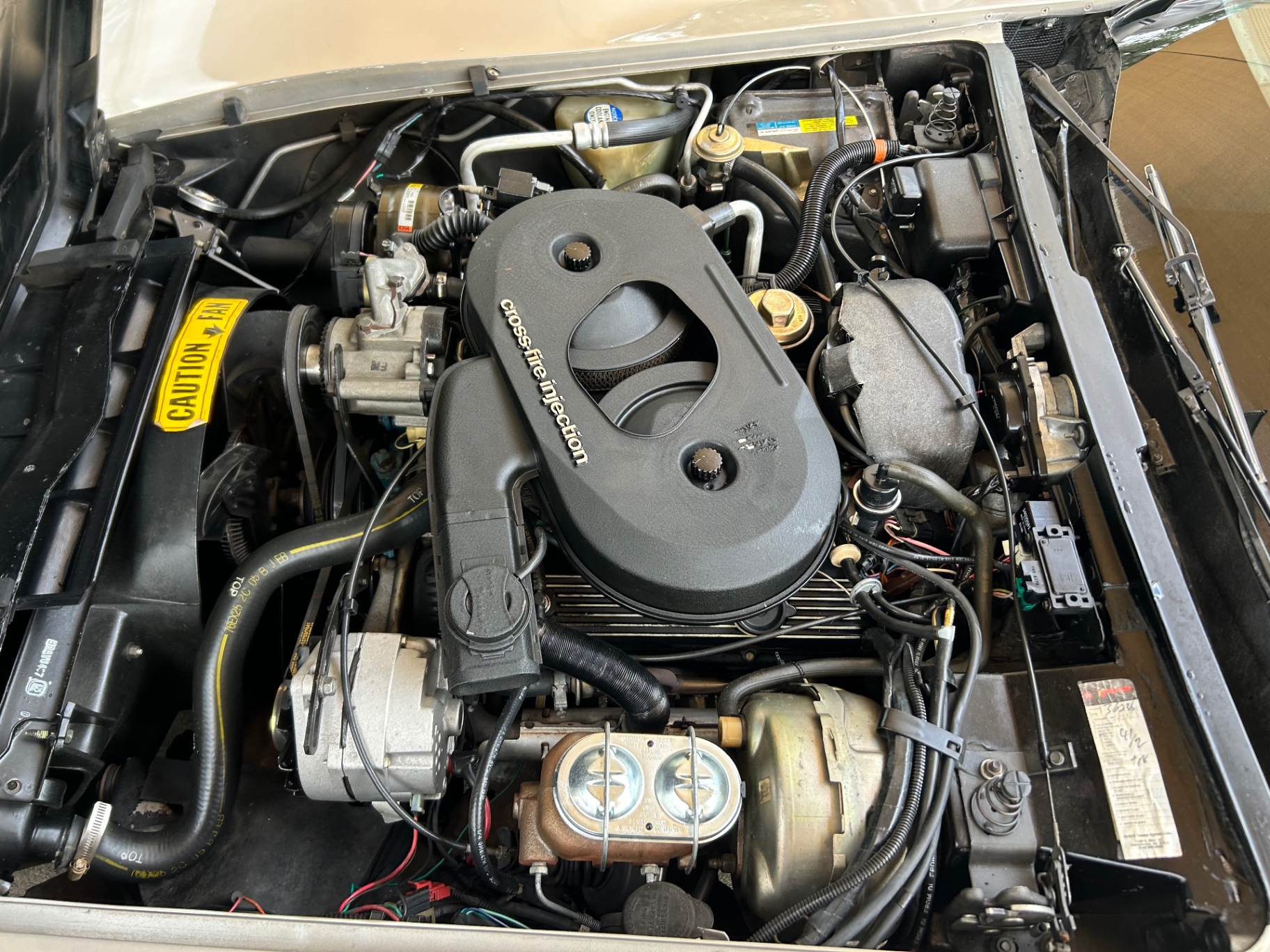 Vehicle photo 17