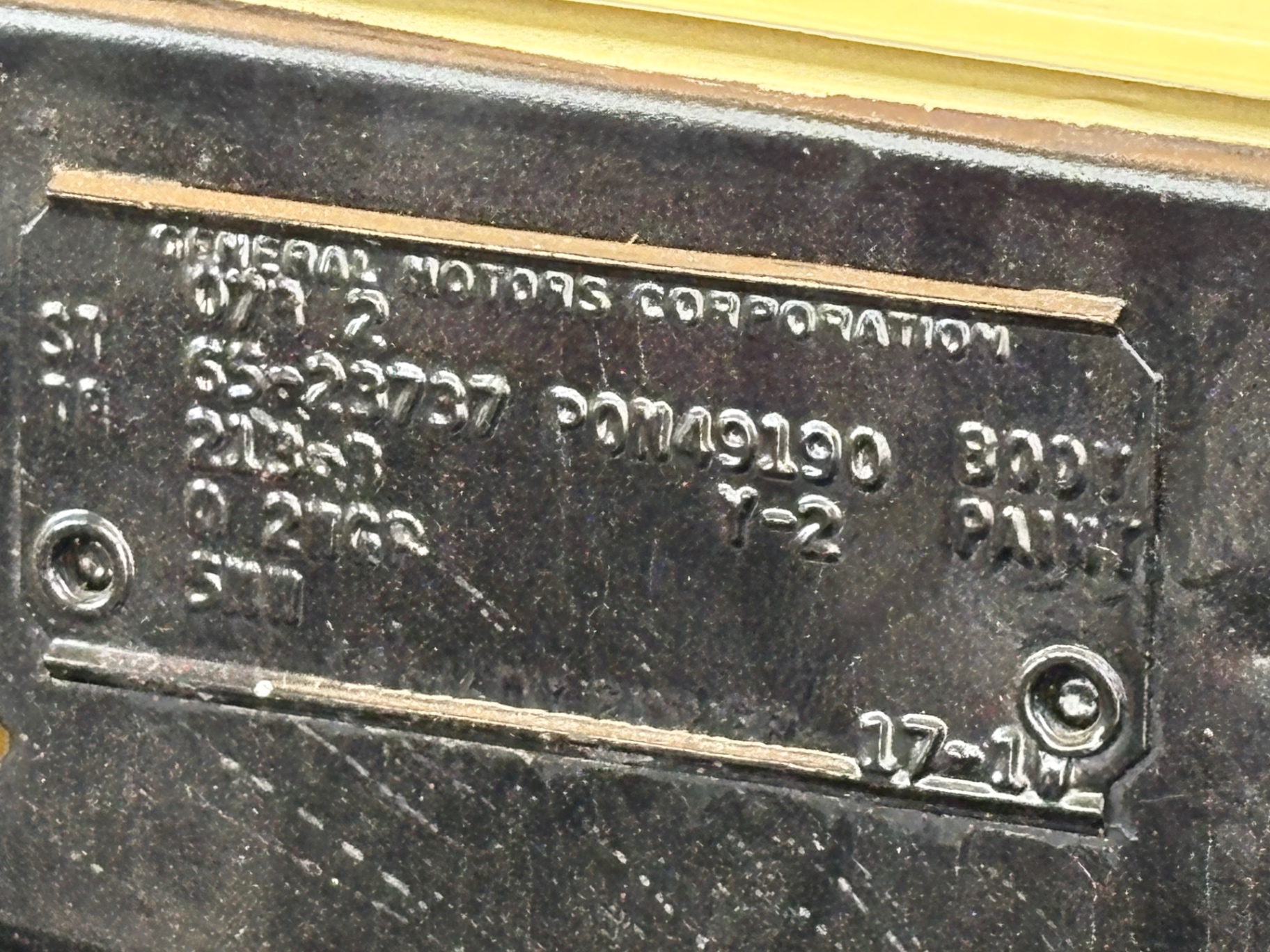 Vehicle photo 25